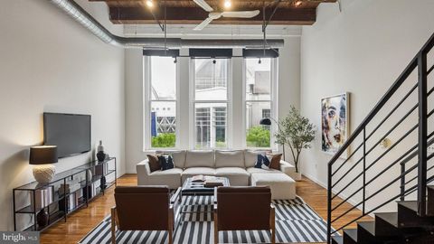 Photo of 1027 - 31 Arch Street #302, PHILADELPHIA, PA 19107 (MLS # PAPH2611944)