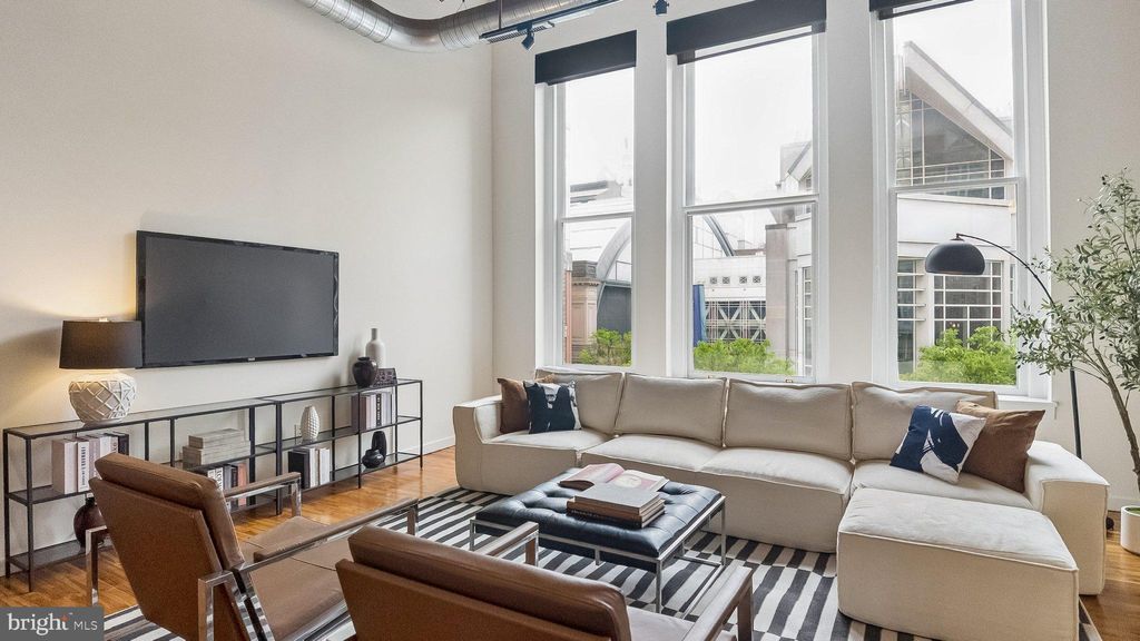 Photo of 1027 - 31 Arch Street #302, PHILADELPHIA, PA 19107 (MLS # PAPH2611944)