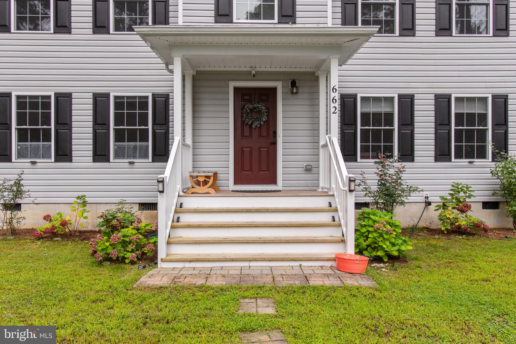 GLEBE HARBOR - Residential