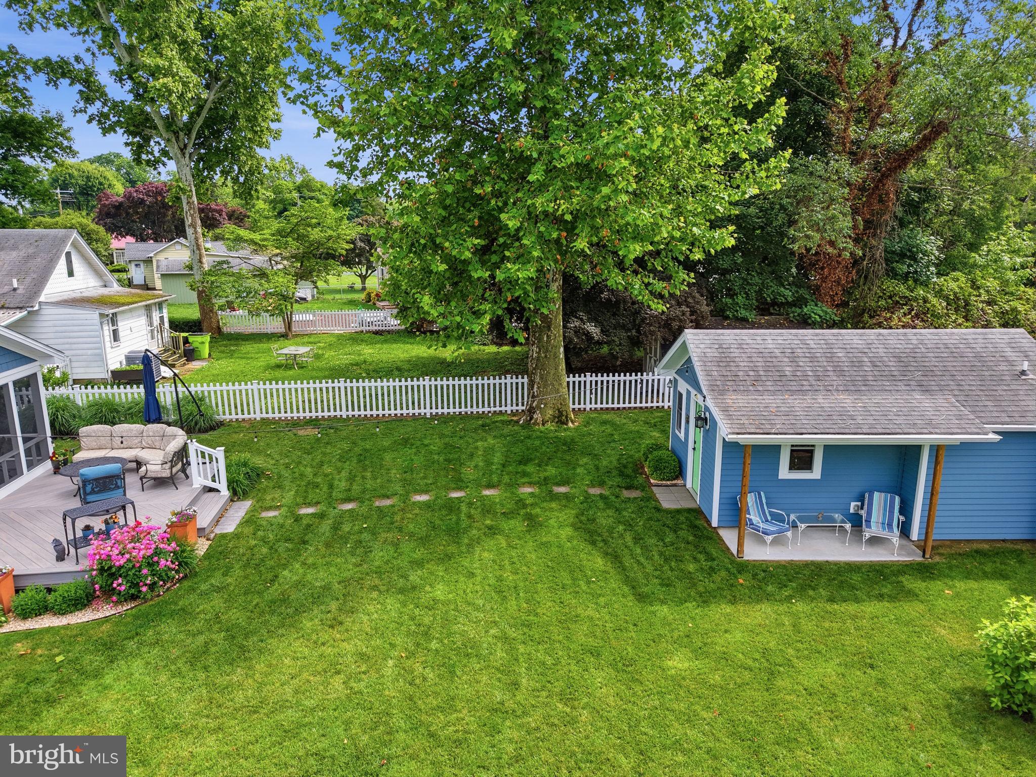 HACKS POINT - Residential