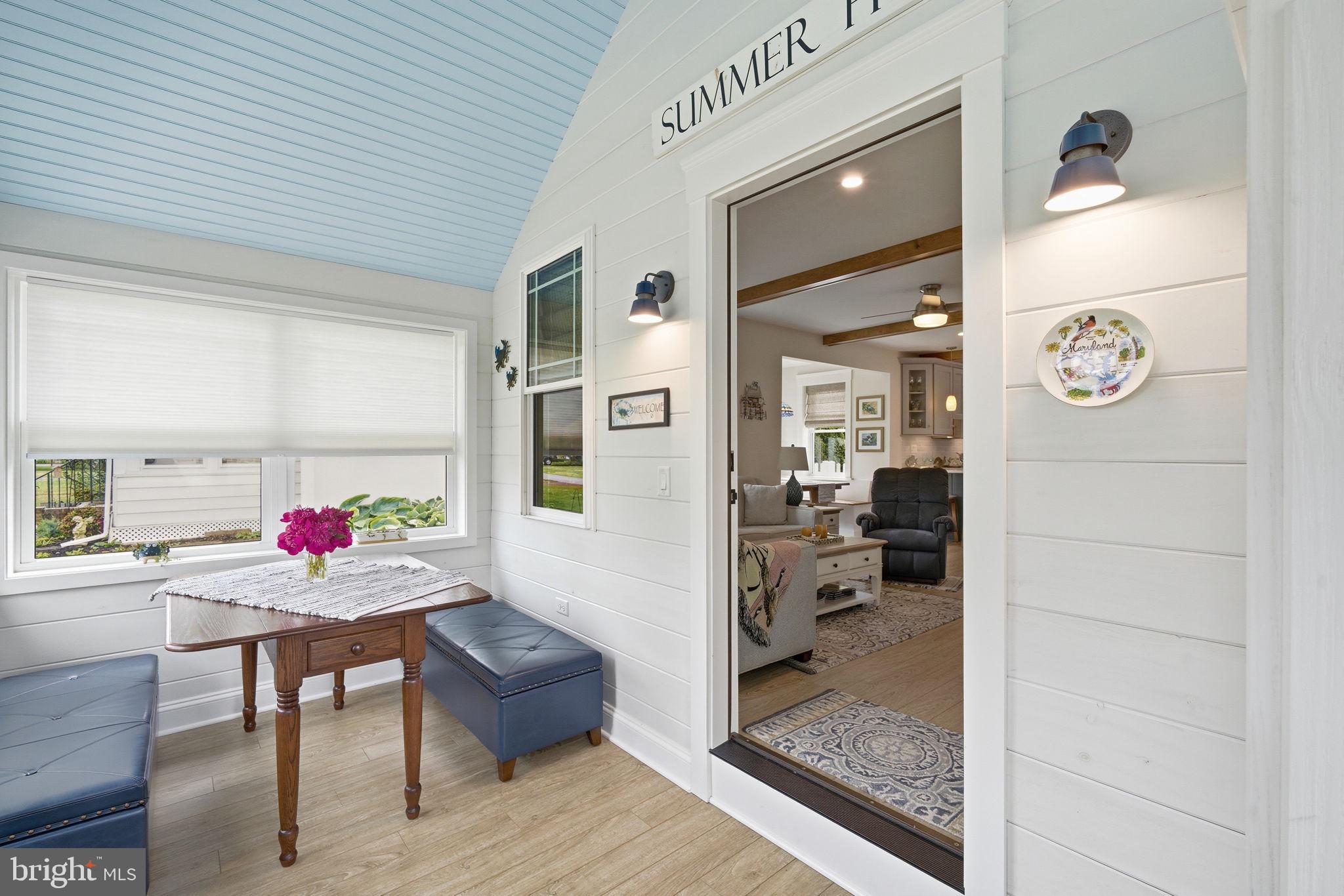 HACKS POINT - Residential