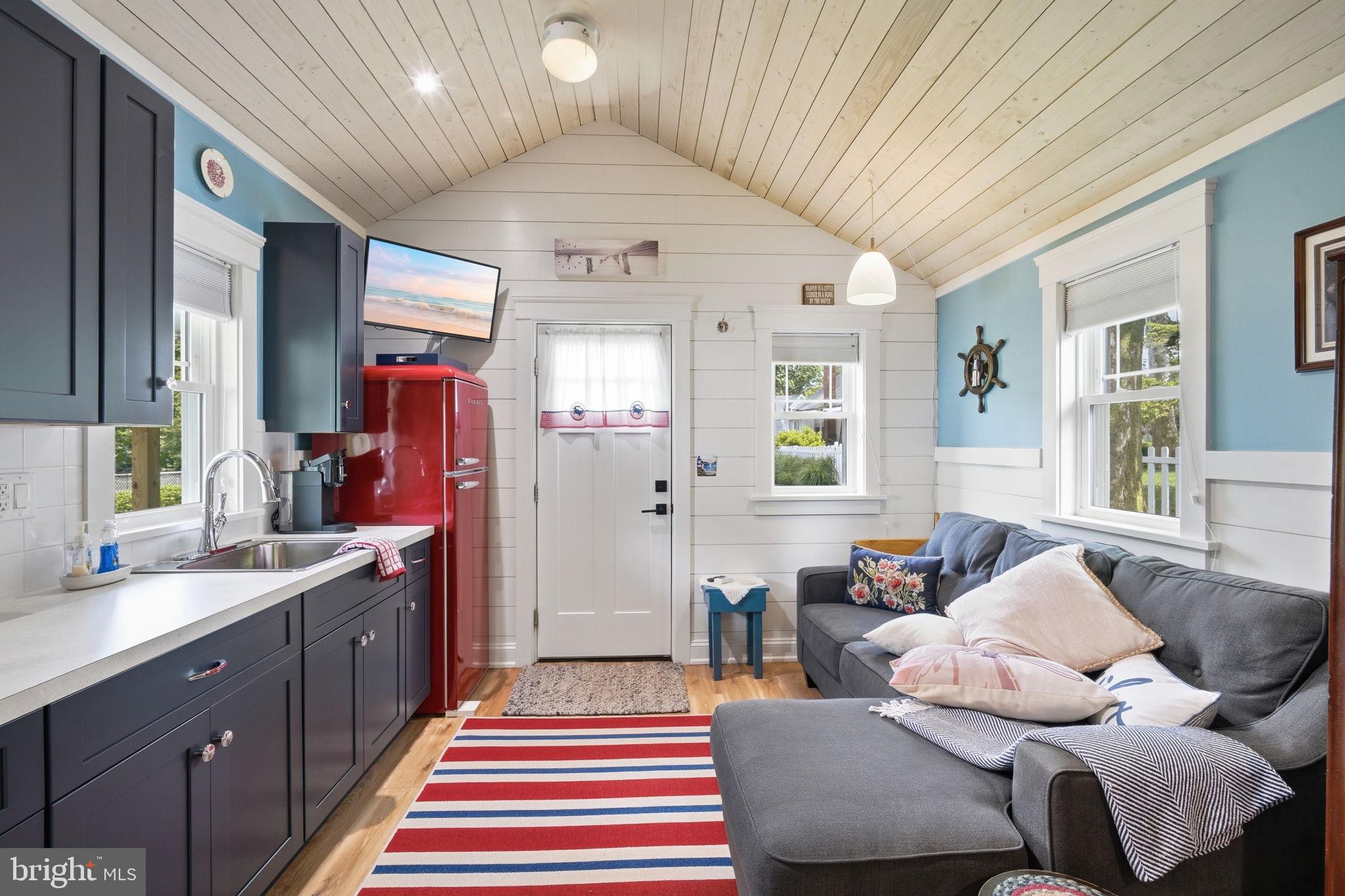 HACKS POINT - Residential