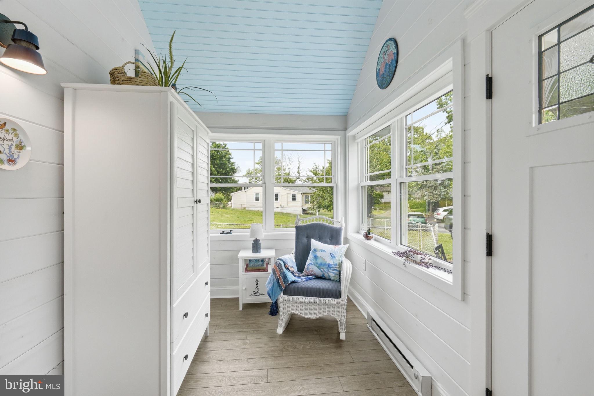 HACKS POINT - Residential