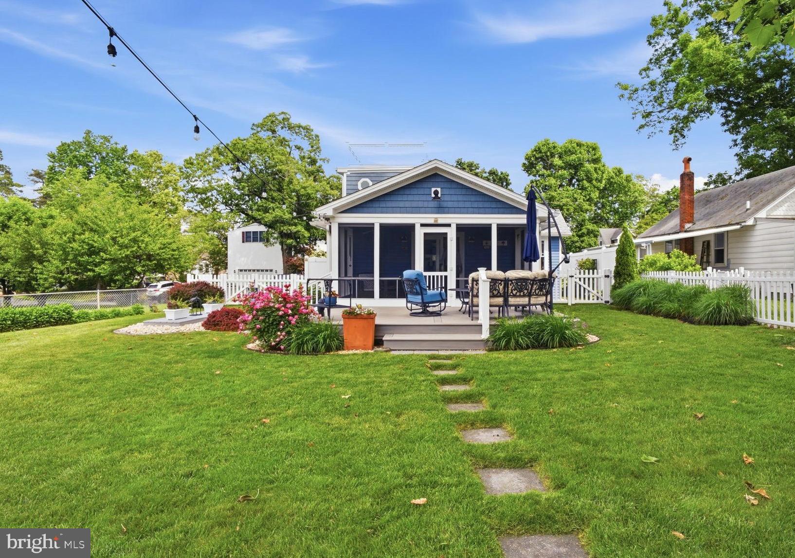 HACKS POINT - Residential