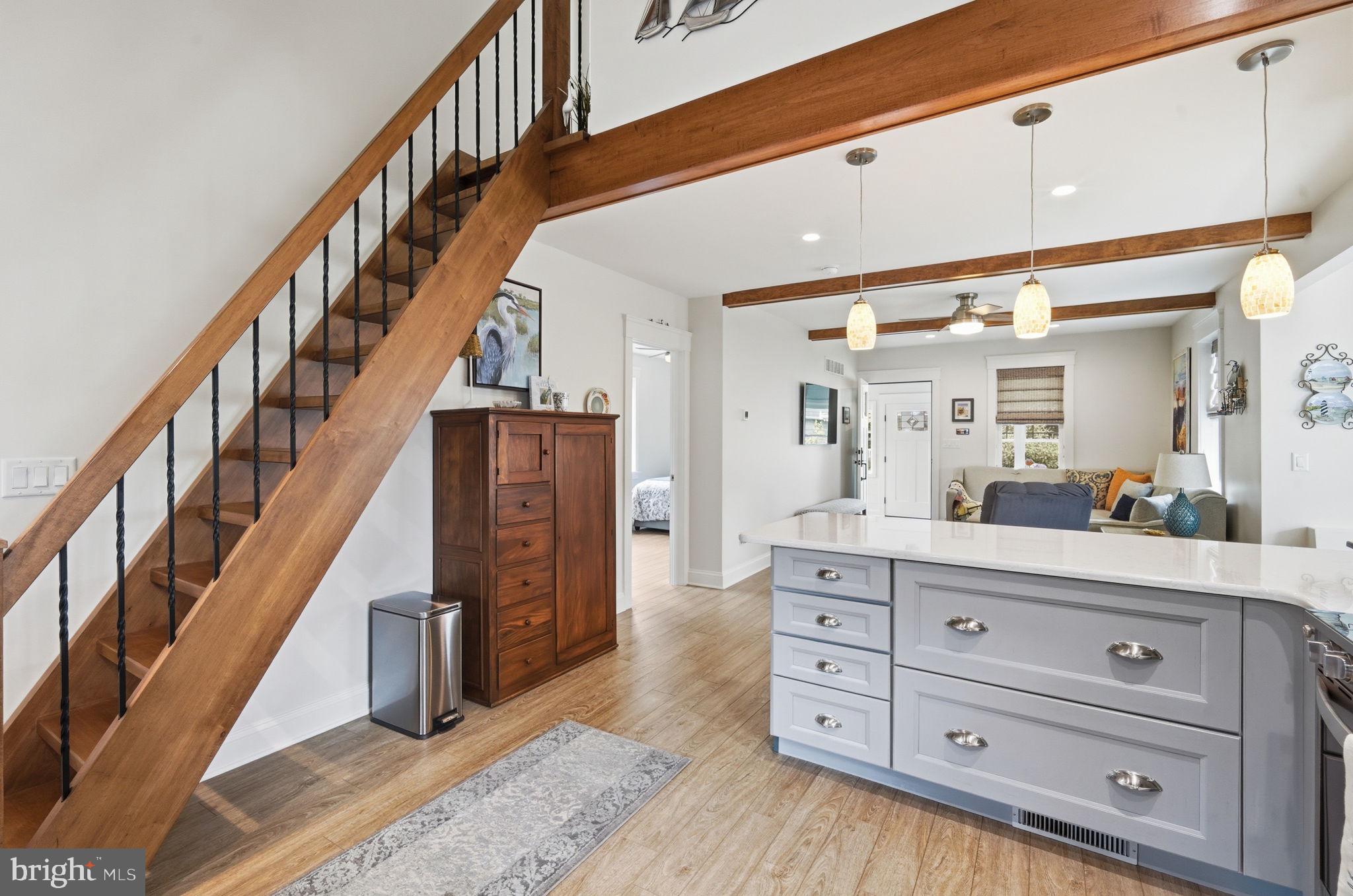HACKS POINT - Residential
