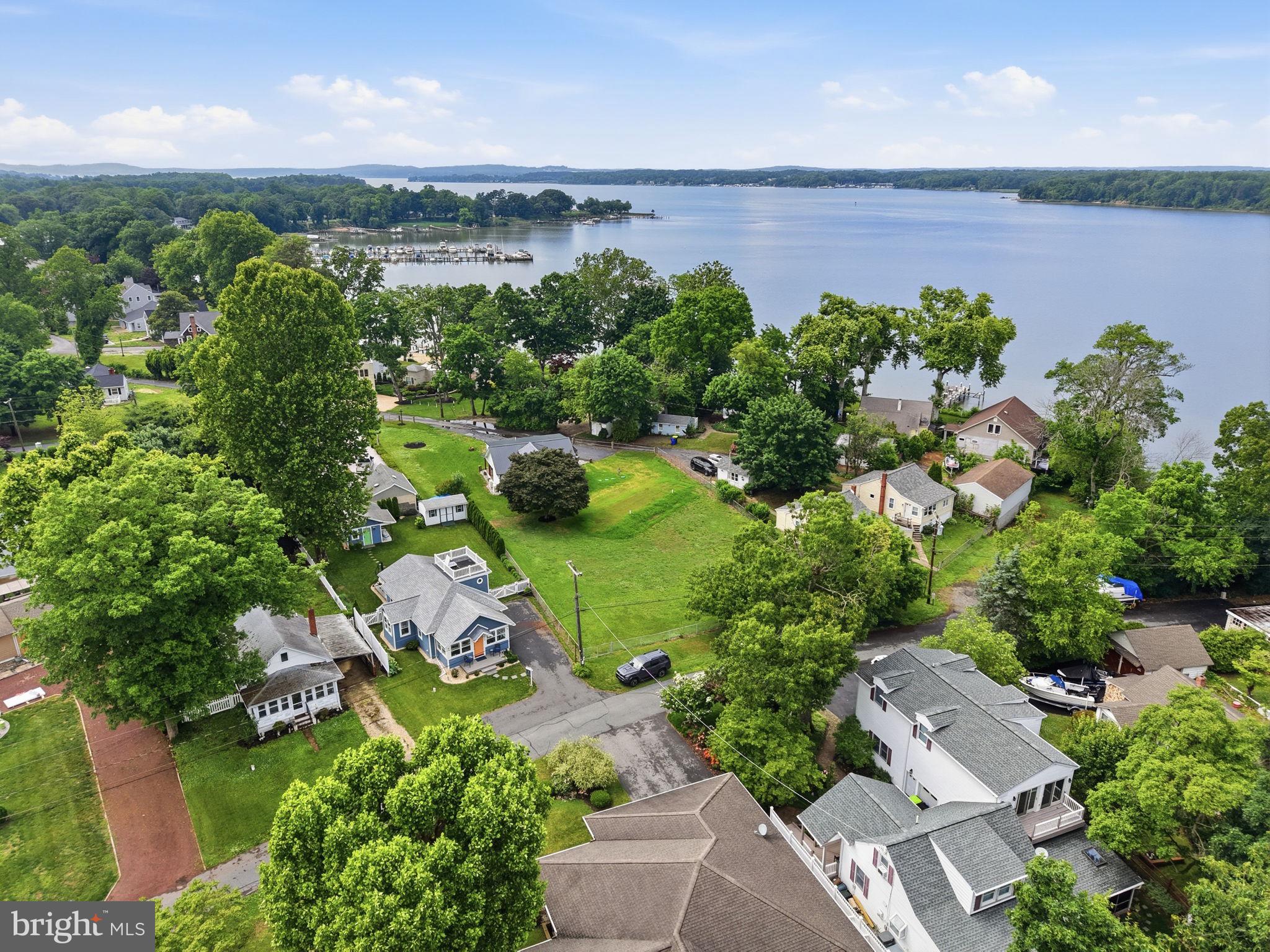 HACKS POINT - Residential