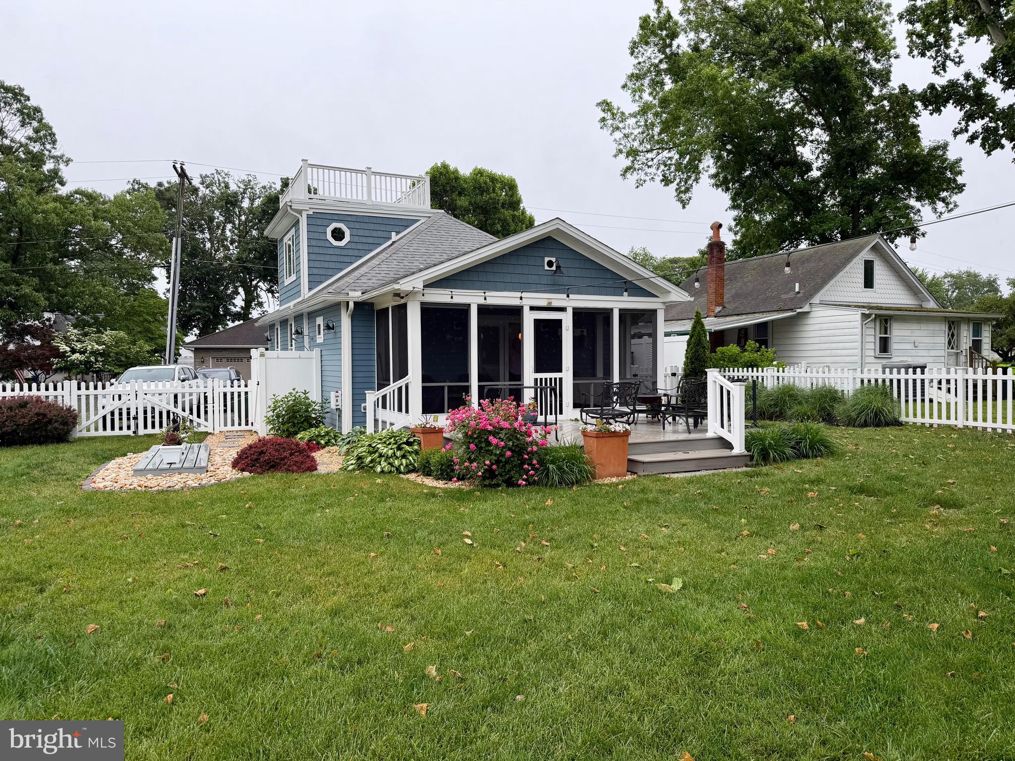 HACKS POINT - Residential