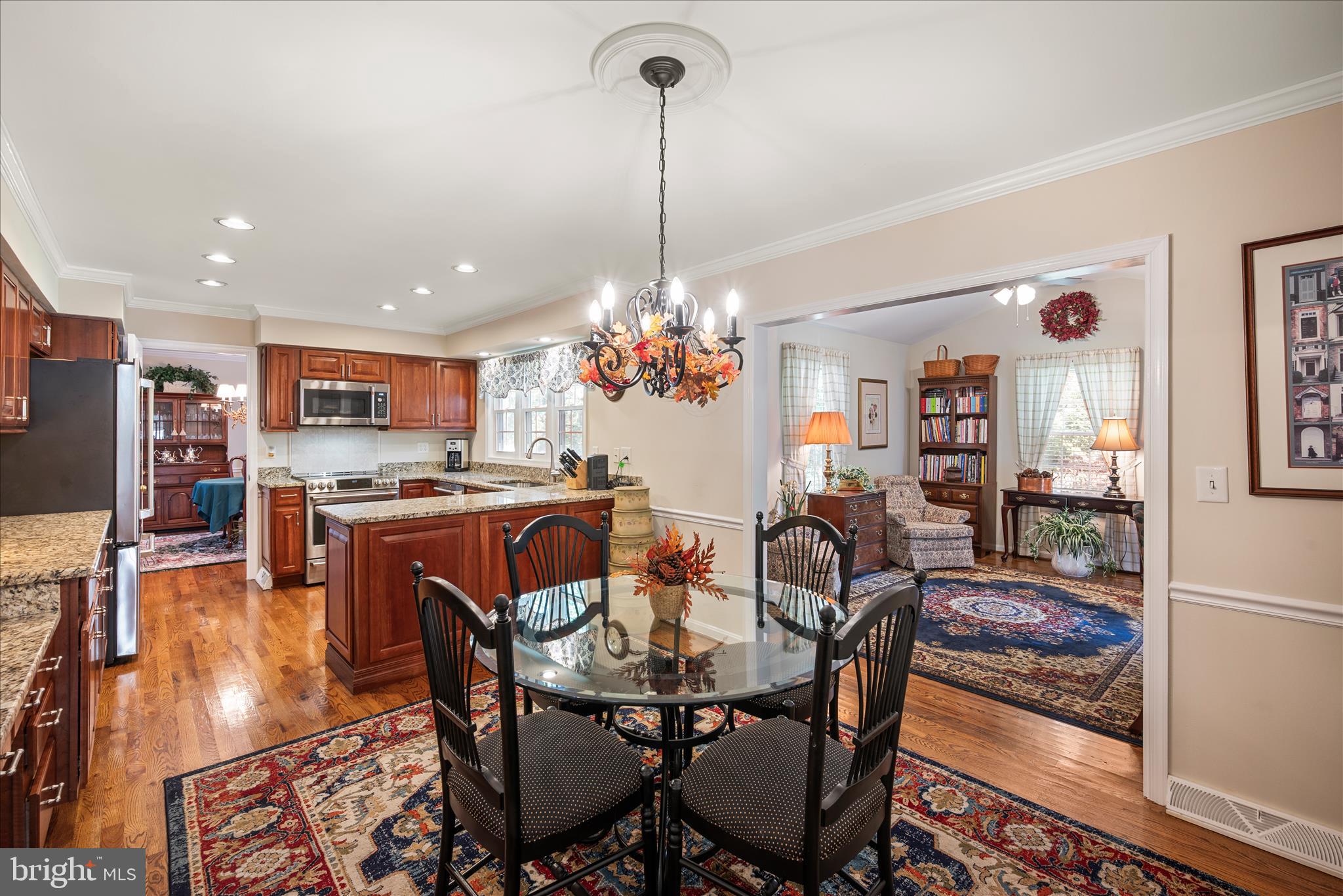 DAV MAR VILLAGE - Residential