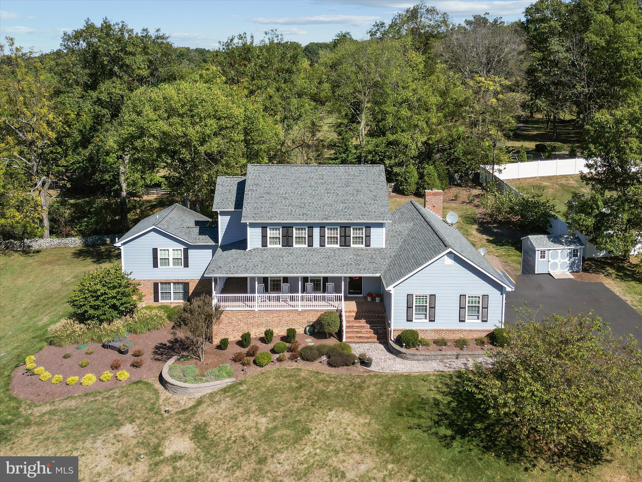 DAV MAR VILLAGE - Residential