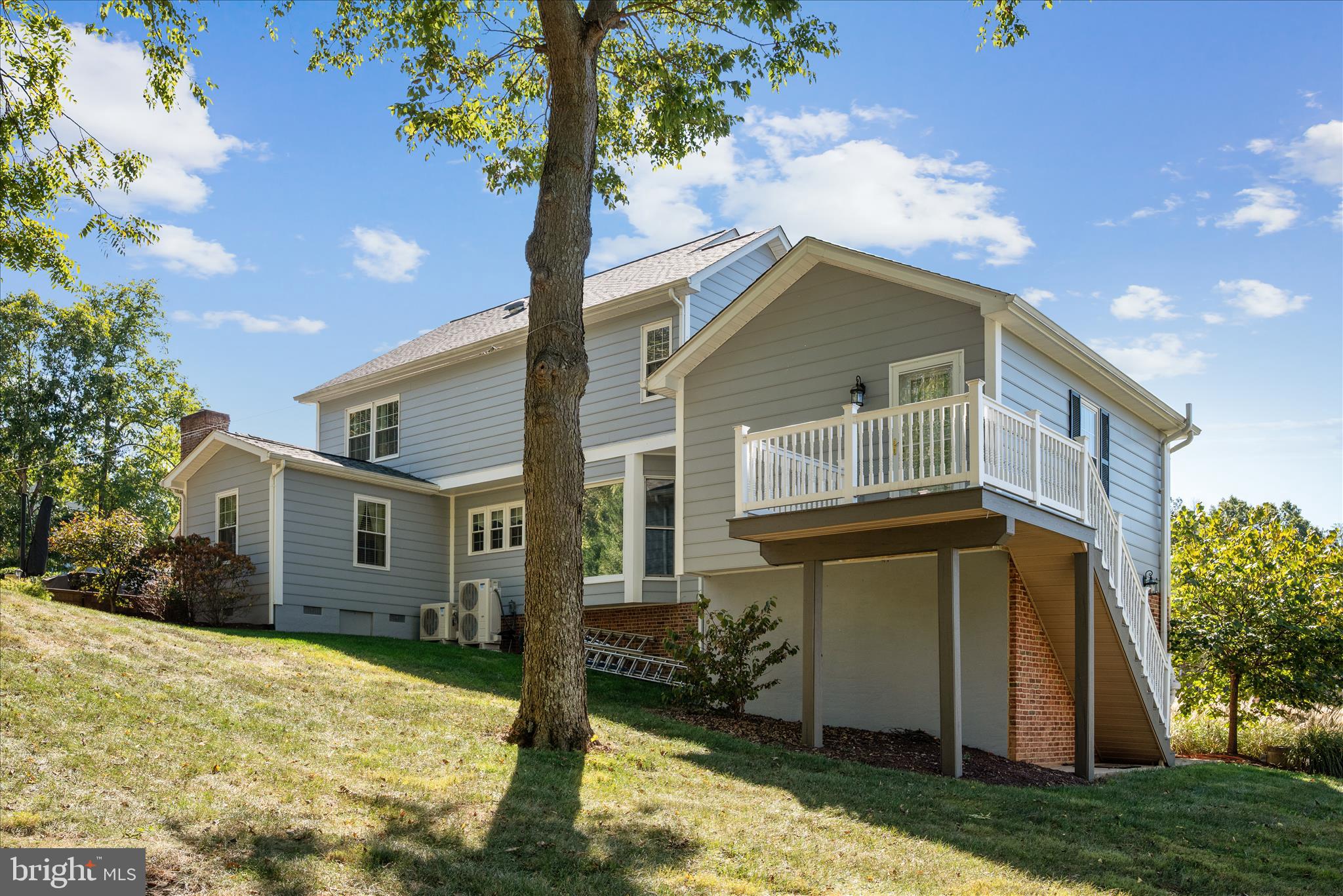 DAV MAR VILLAGE - Residential