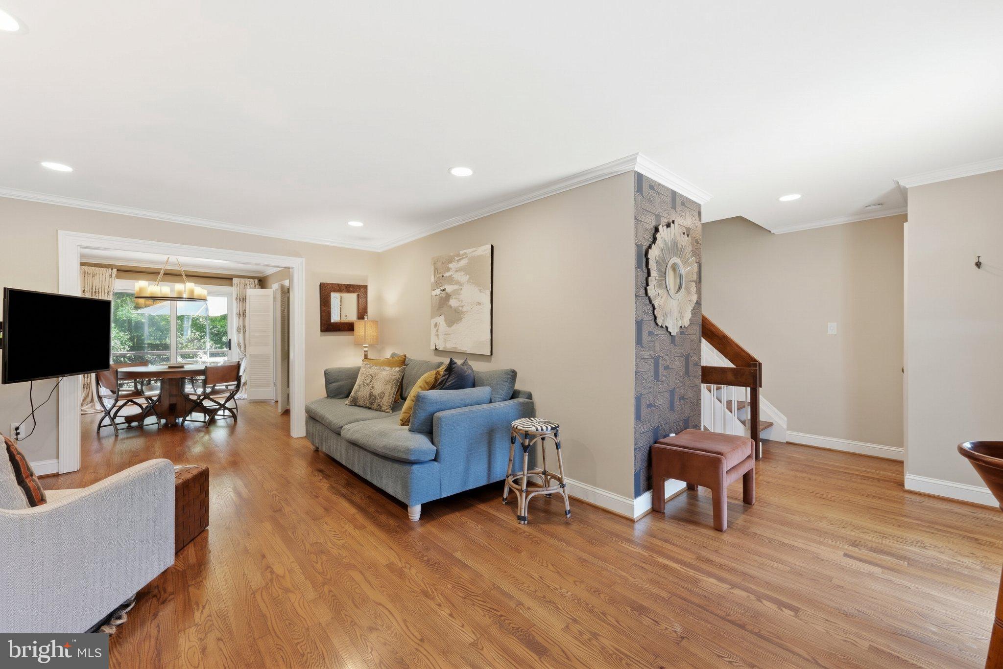 2053 GOLF COURSE DRIVE