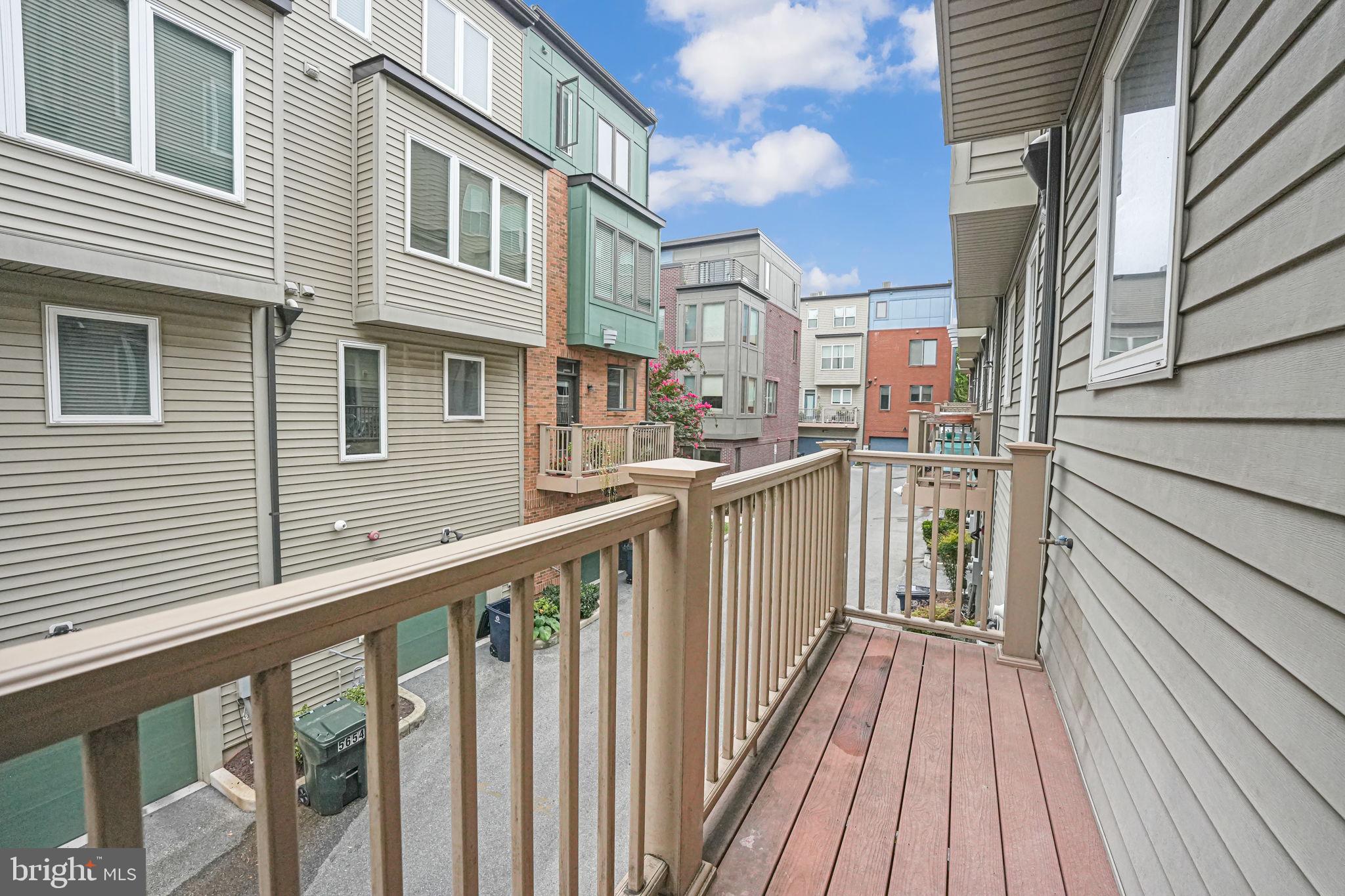 EYA ARTS DISTRICT - Residential Lease