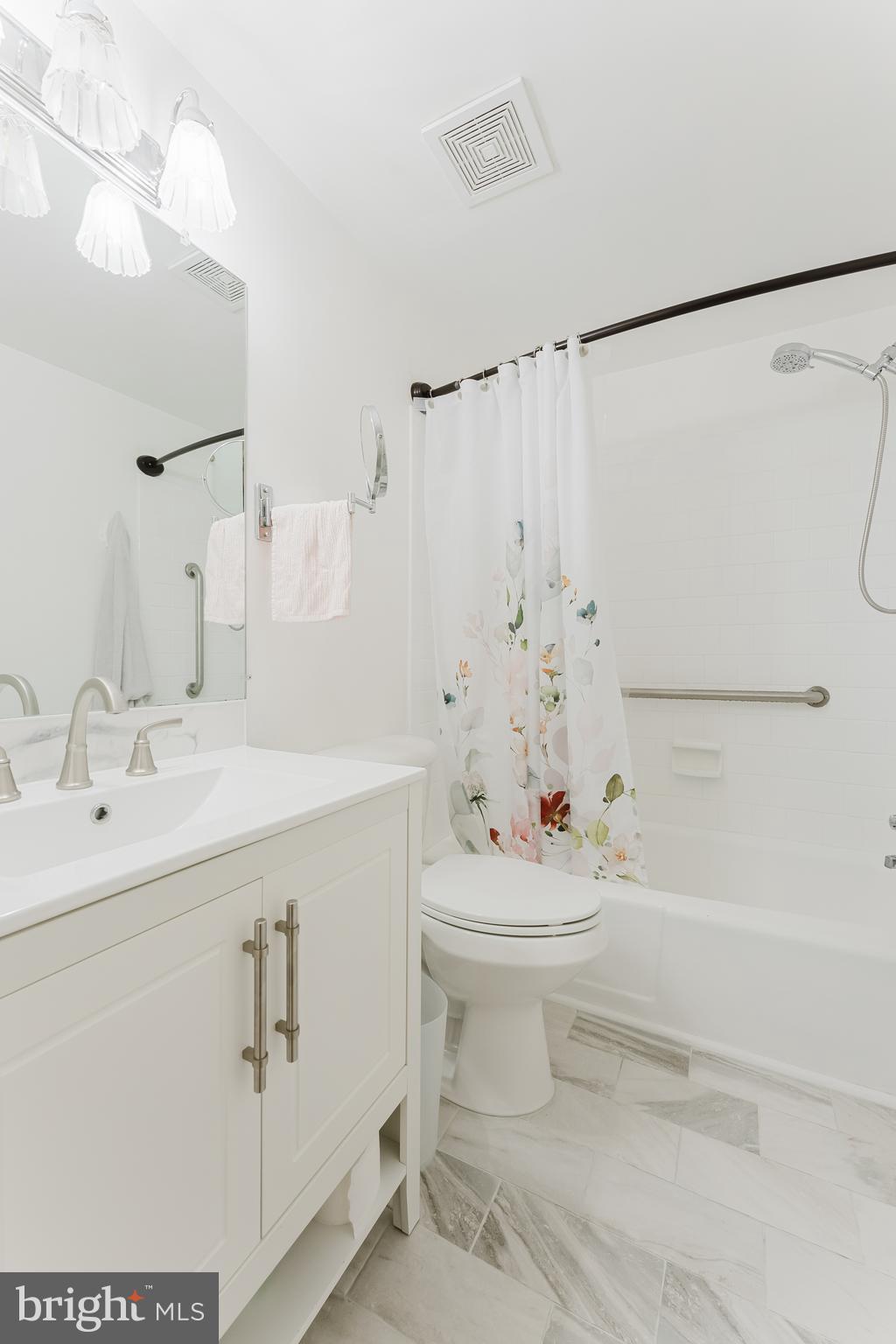 GARDENS OF CRESTWOOD VILLAGE - Residential