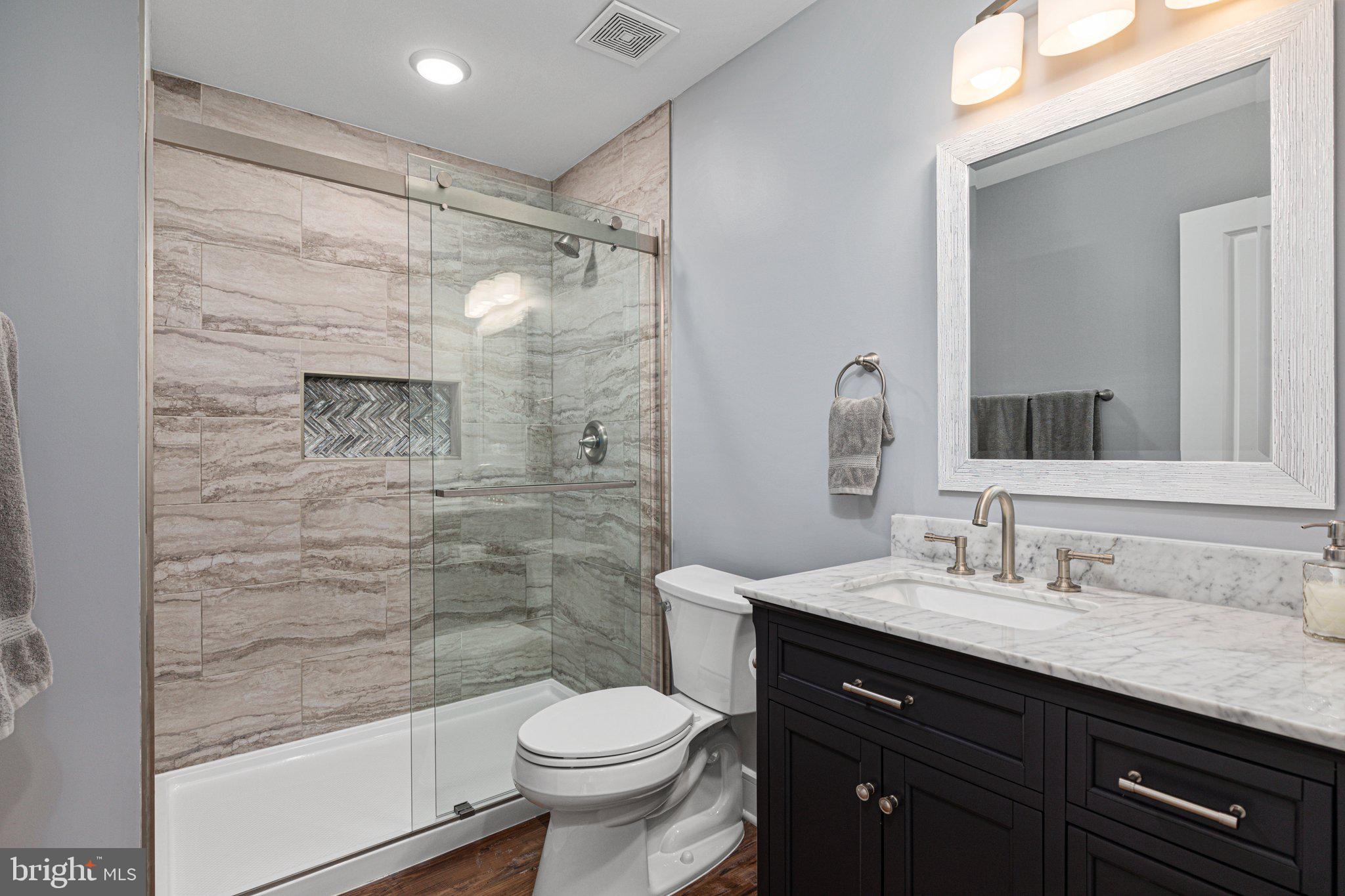 MEADOWBROOK - Residential