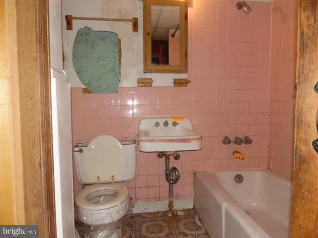 ROSEMONT - Residential