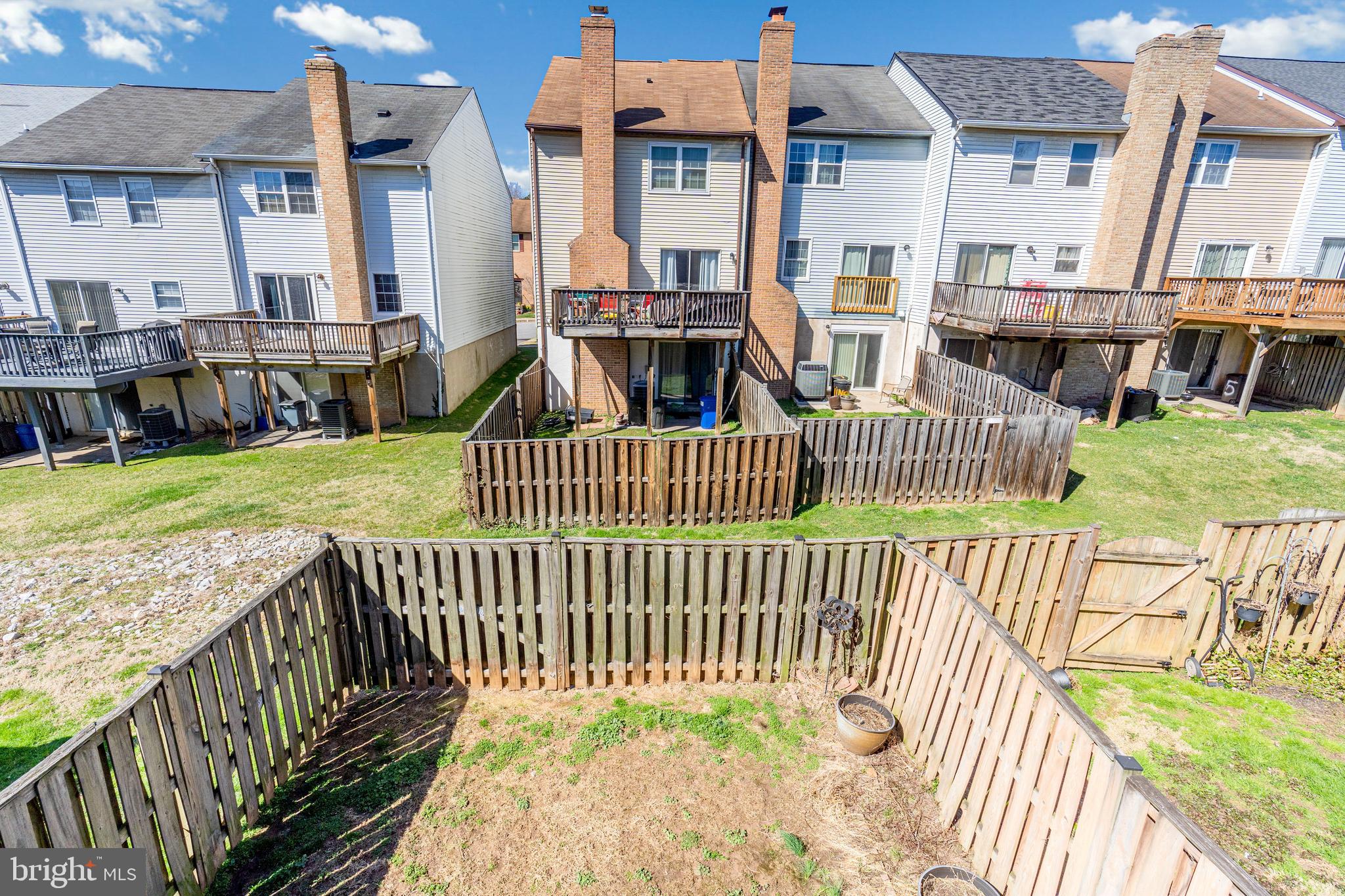 RICHARDSON MEWS - Residential