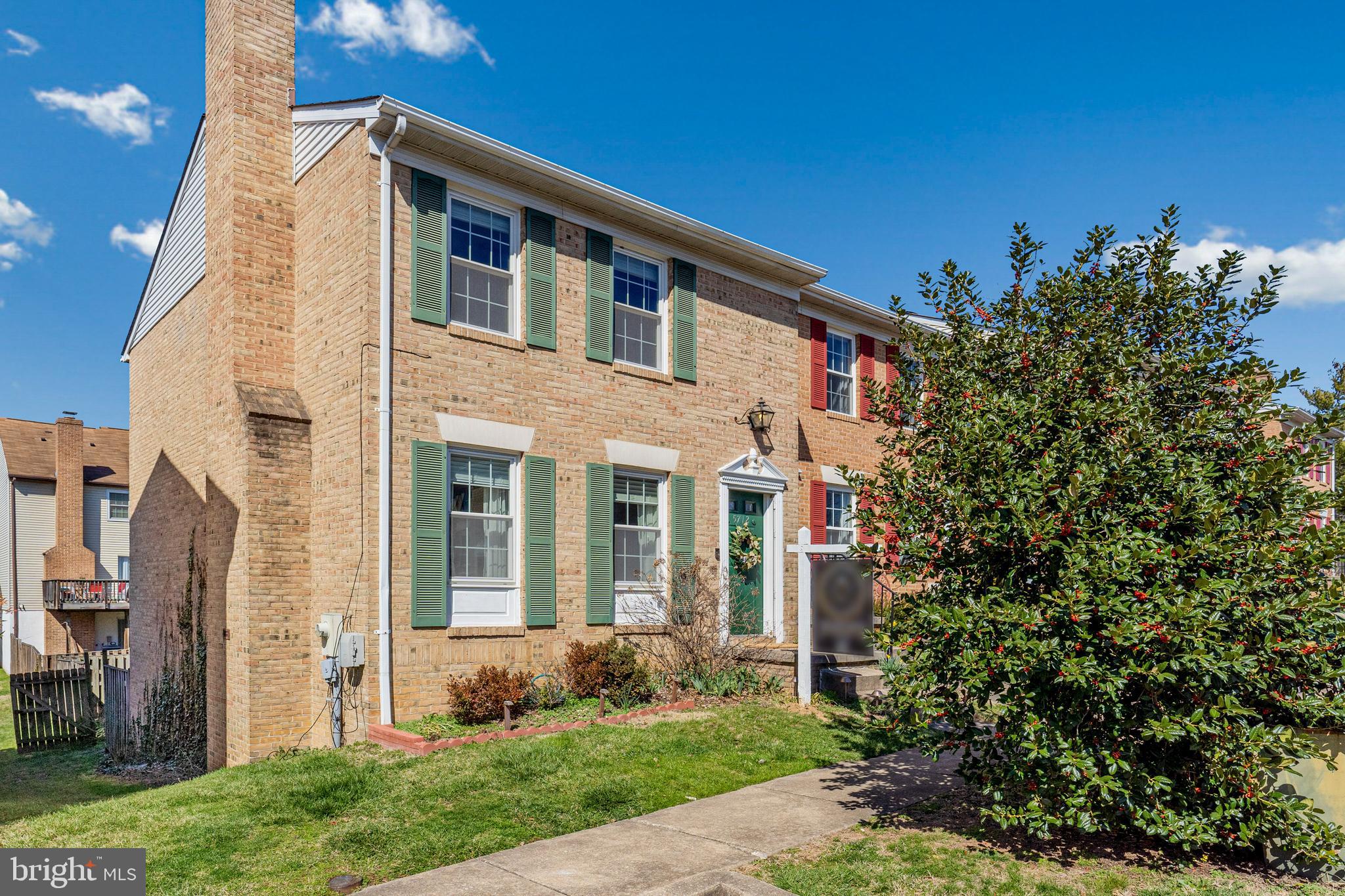 RICHARDSON MEWS - Residential