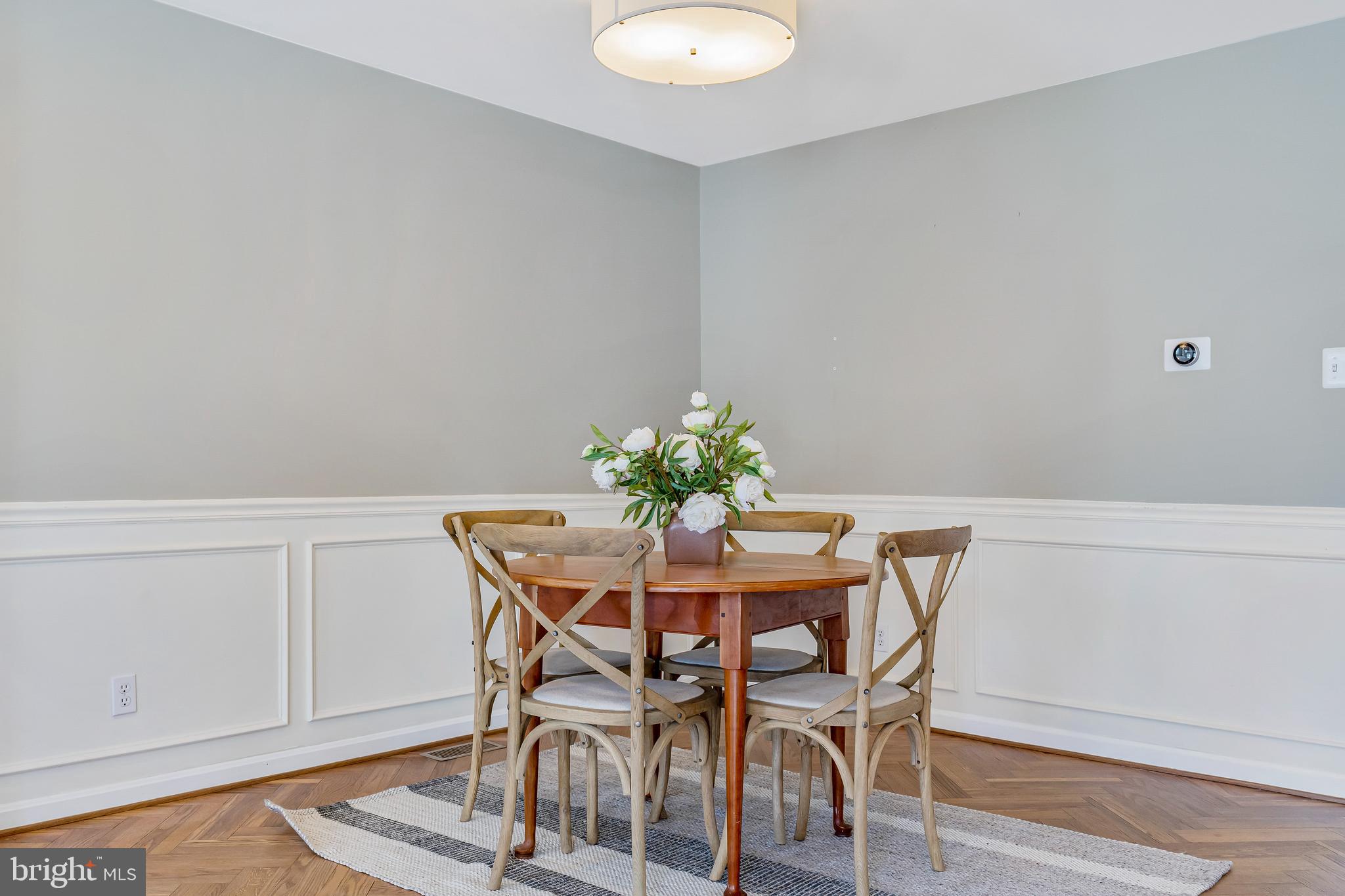 RICHARDSON MEWS - Residential