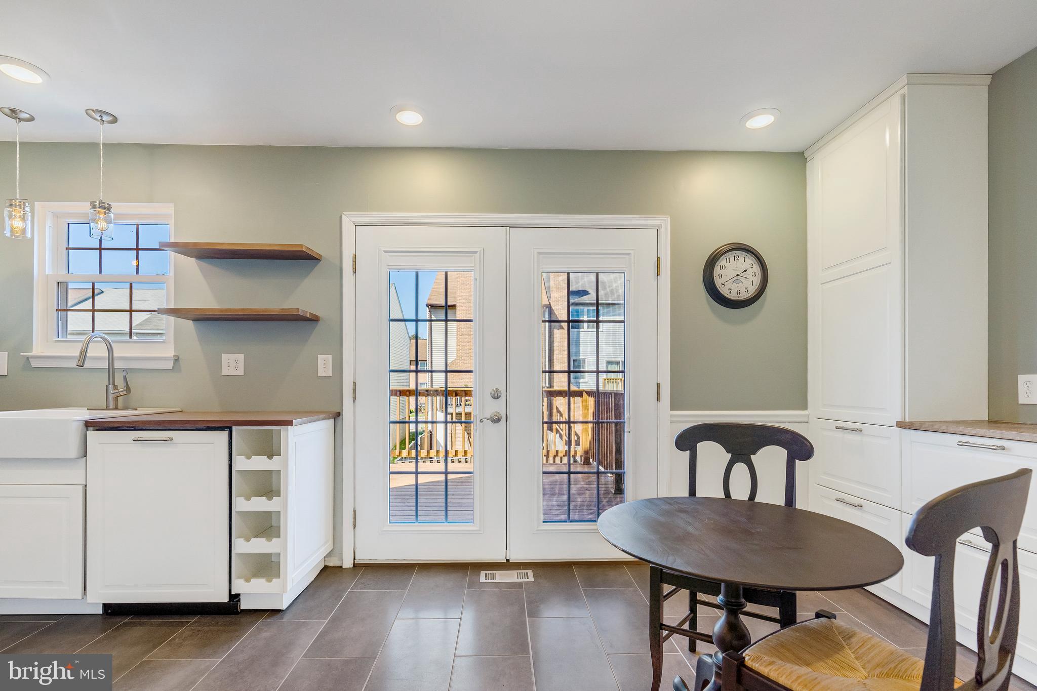 RICHARDSON MEWS - Residential