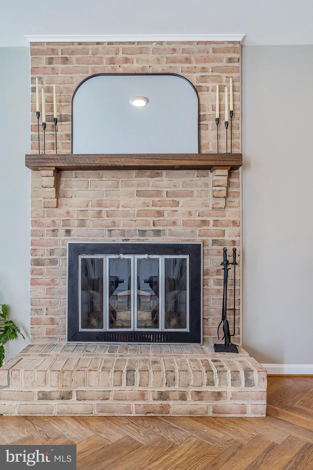 RICHARDSON MEWS - Residential