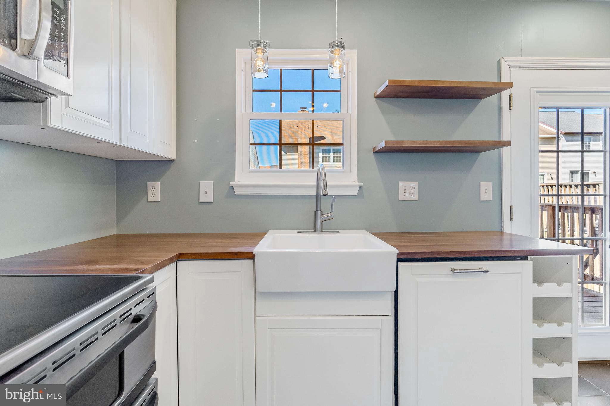 RICHARDSON MEWS - Residential