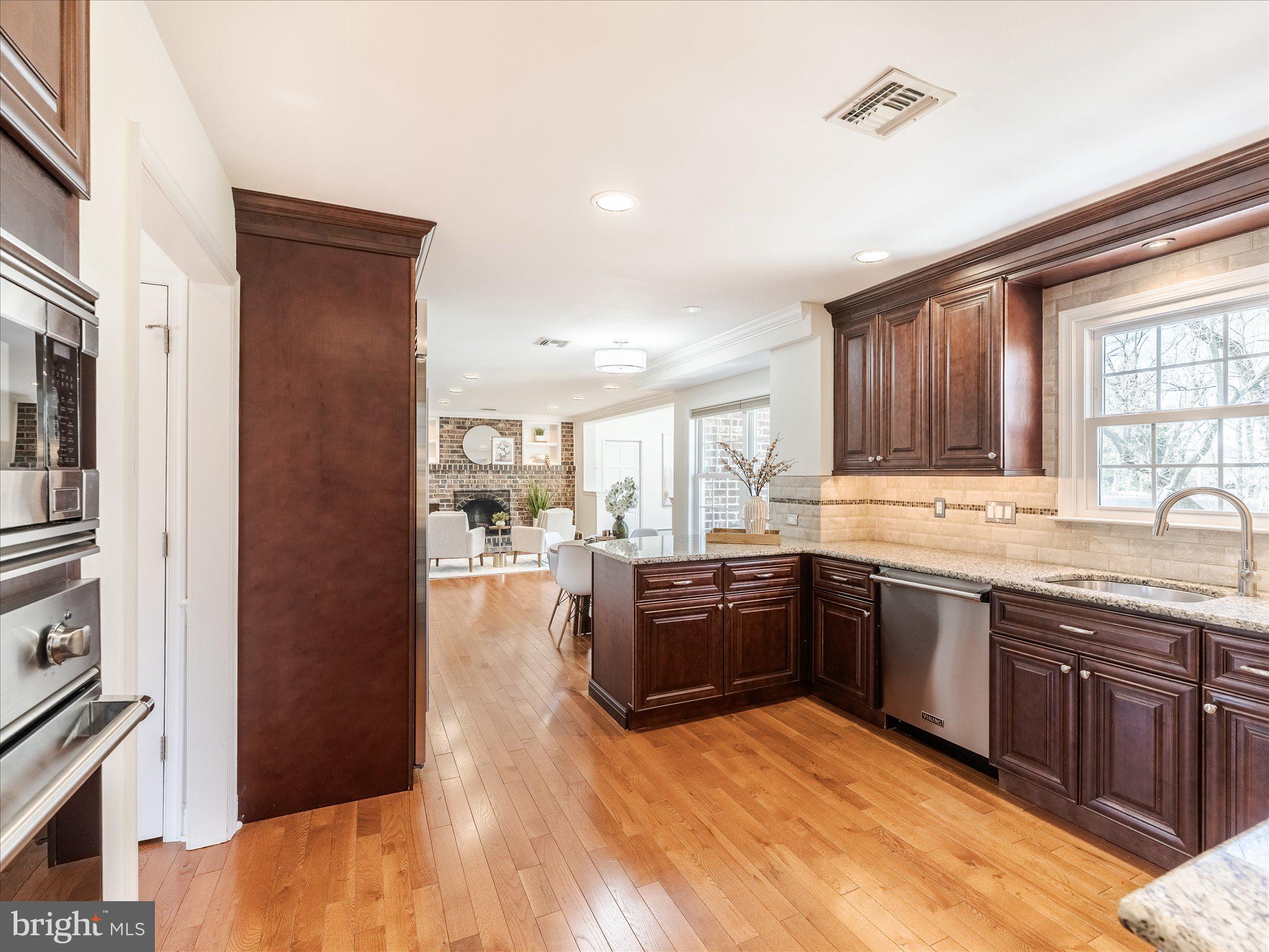 JENKINTOWN - Residential