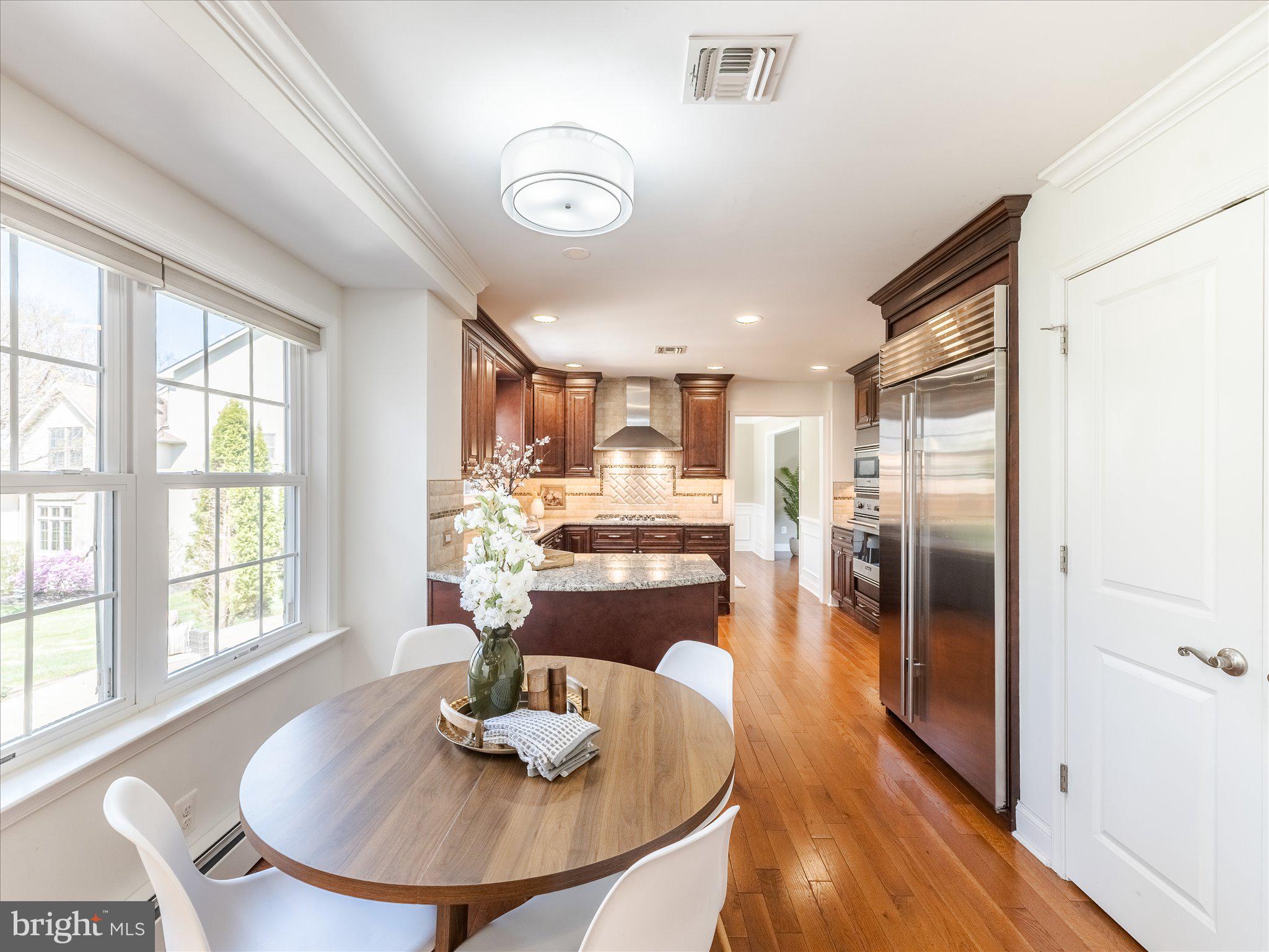 JENKINTOWN - Residential