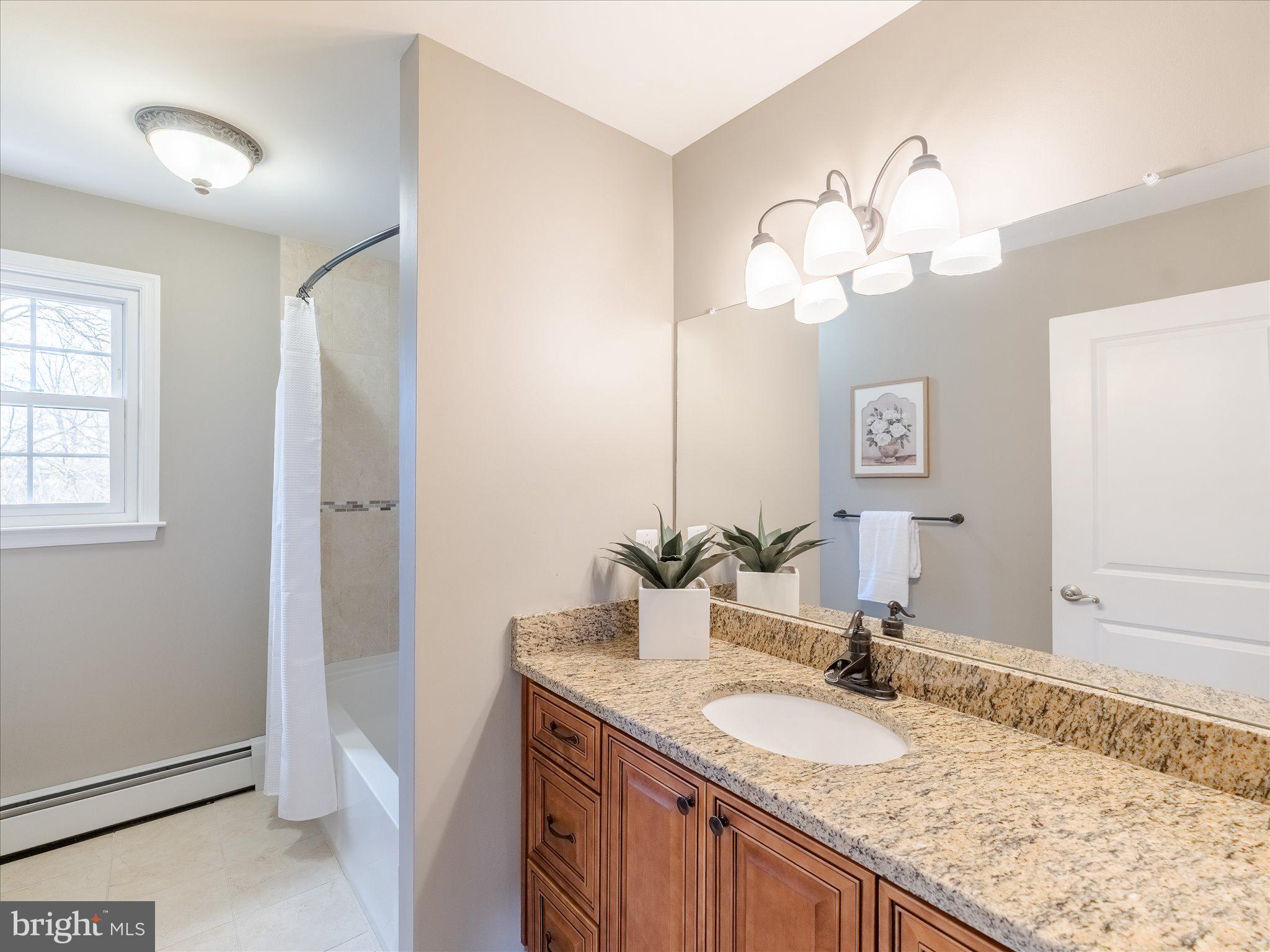 JENKINTOWN - Residential