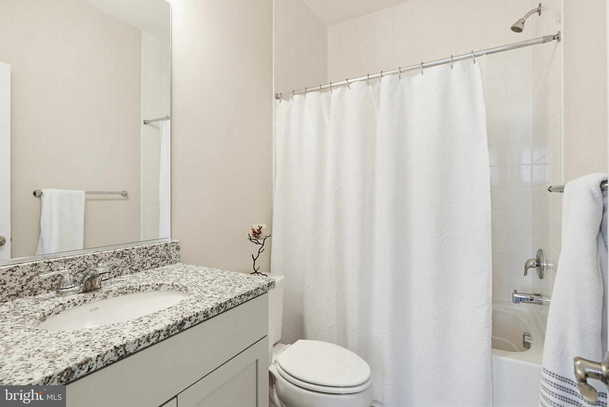 ENCLAVE AT RIVER HILL - Residential