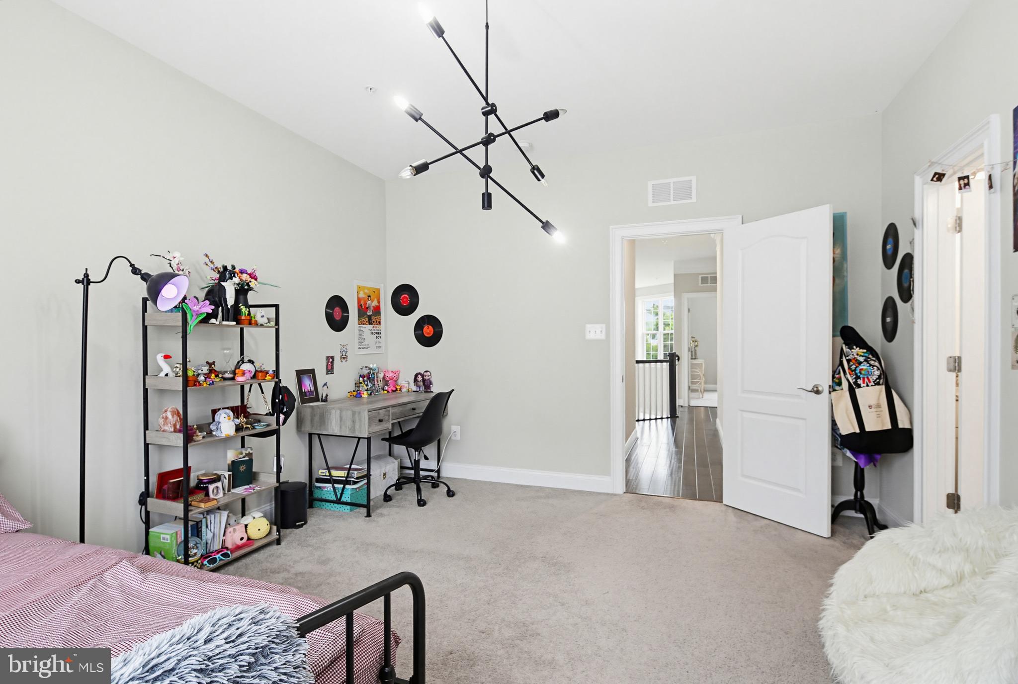ENCLAVE AT RIVER HILL - Residential