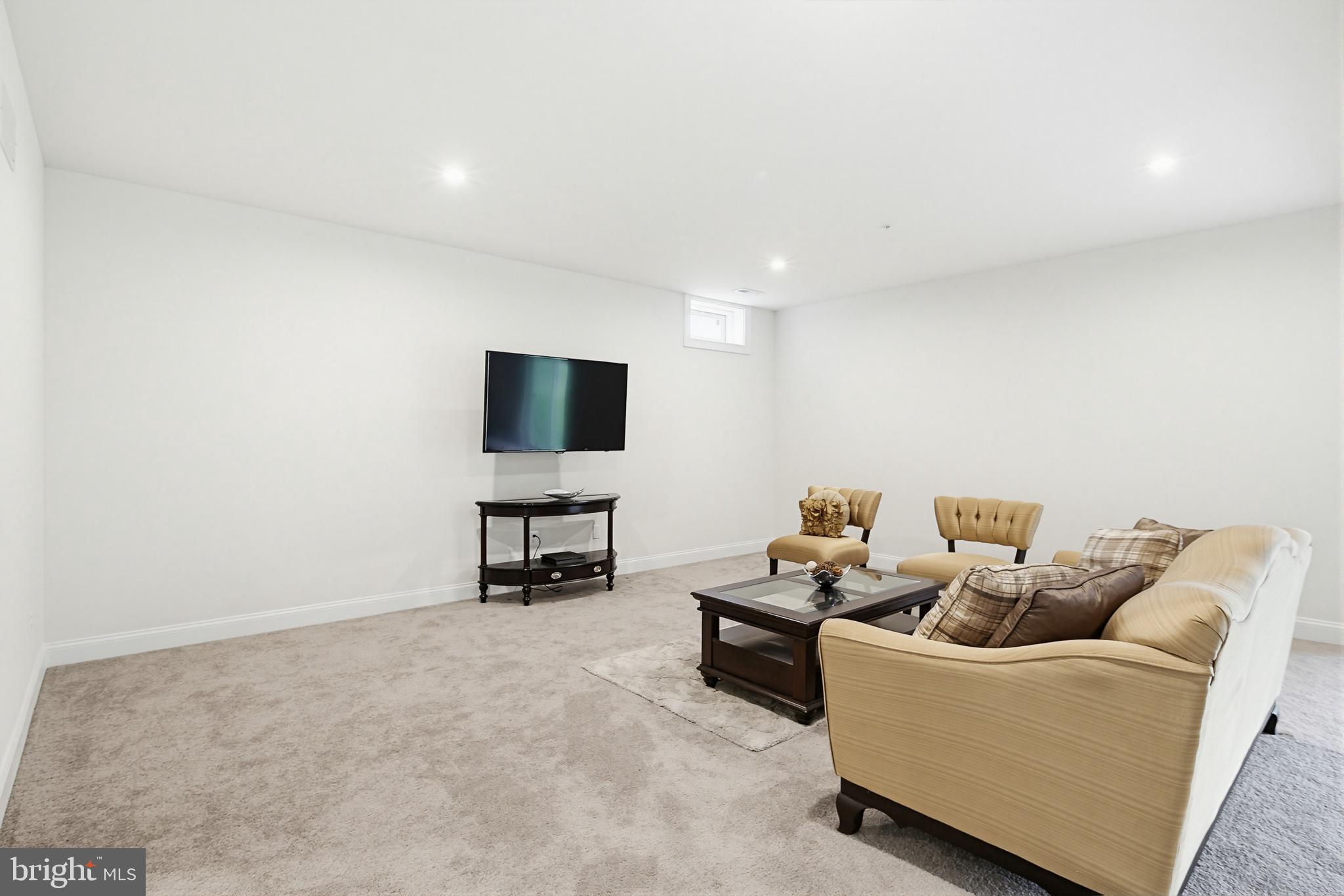 ENCLAVE AT RIVER HILL - Residential