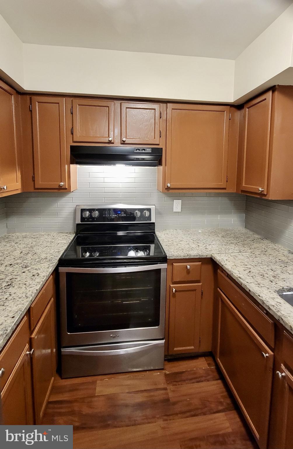 STONINGTON CONDOMINIUMS - Residential