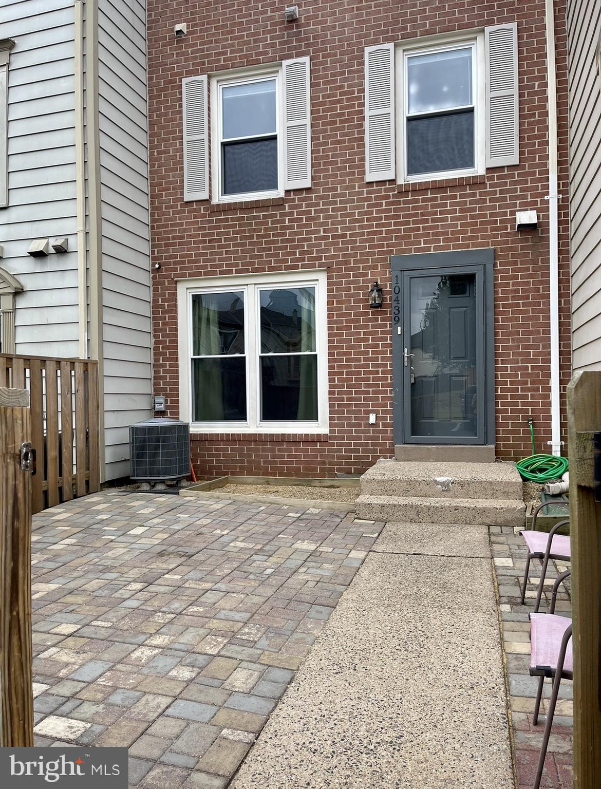 STONINGTON CONDOMINIUMS - Residential