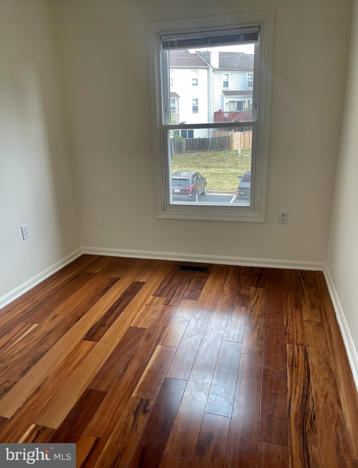 STONINGTON CONDOMINIUMS - Residential