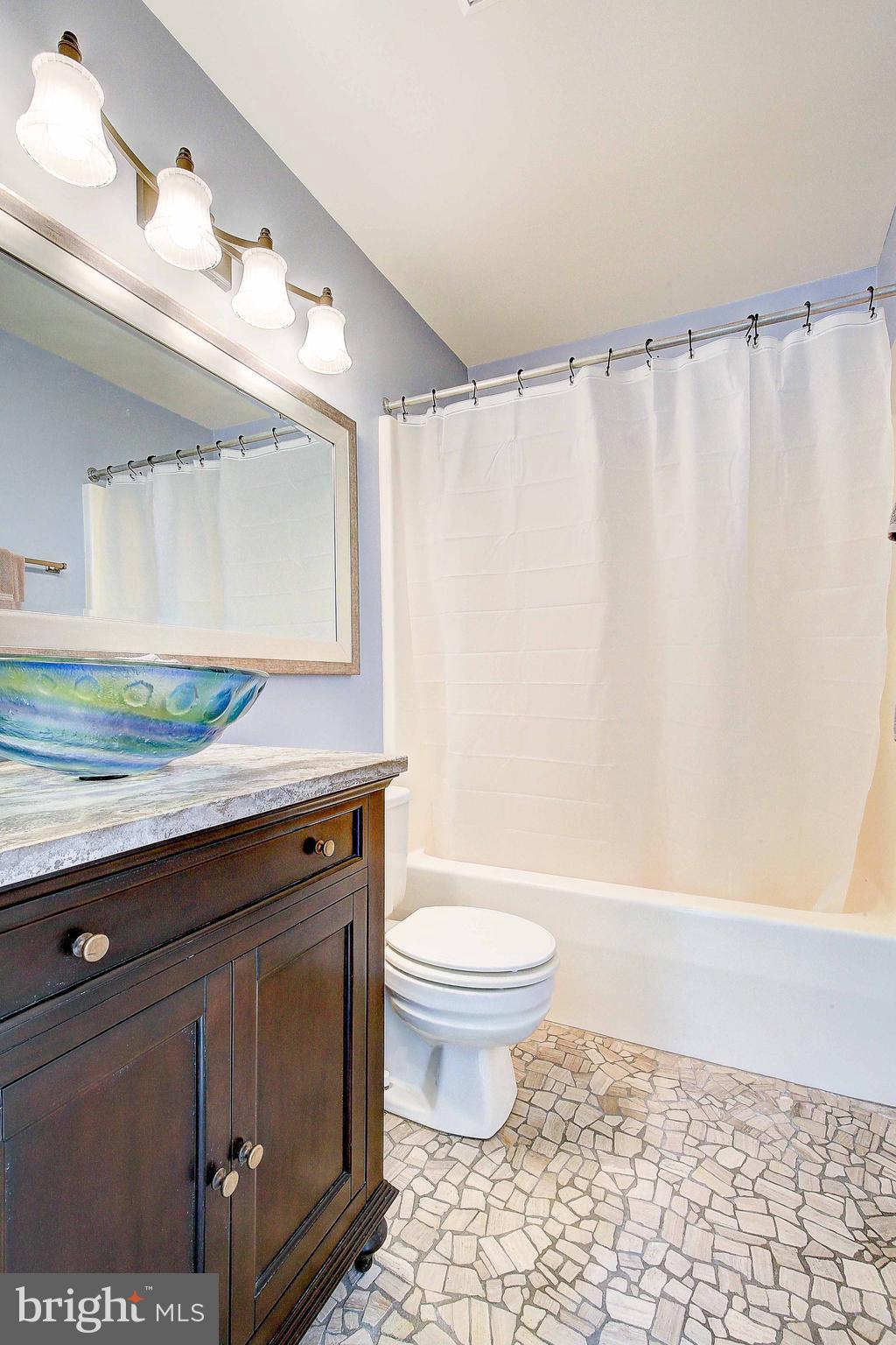 CHESAPEAKE STATION - Residential Lease