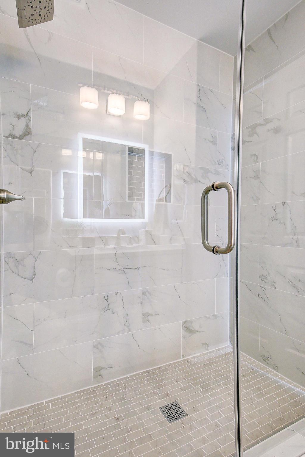 CHESAPEAKE STATION - Residential Lease