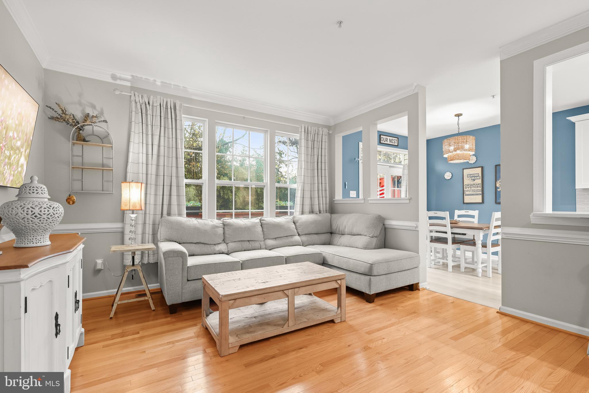 COLLEGE HILLS - Residential