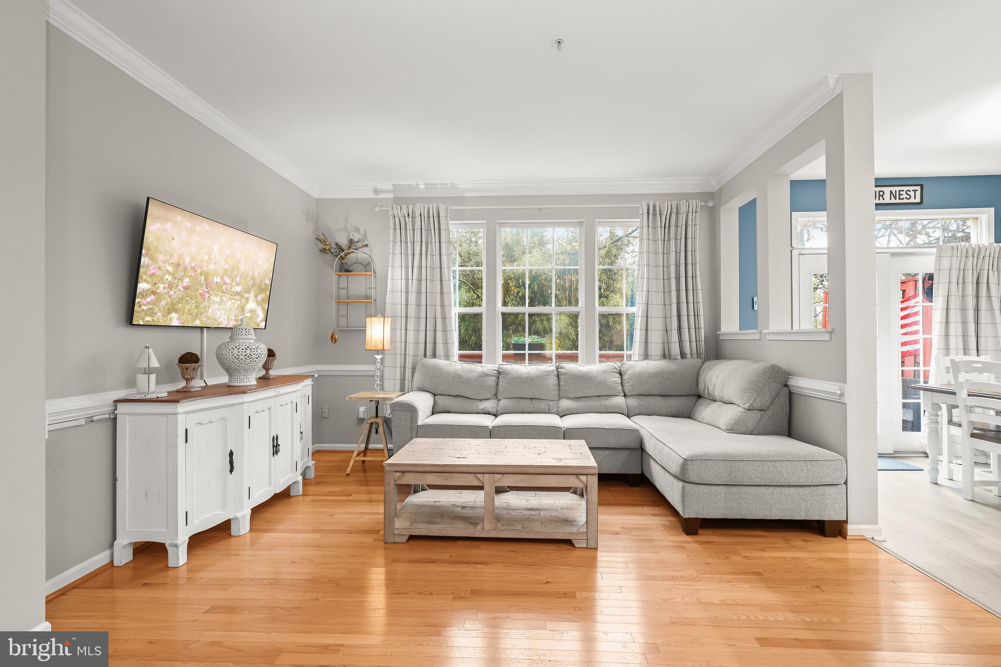 COLLEGE HILLS - Residential