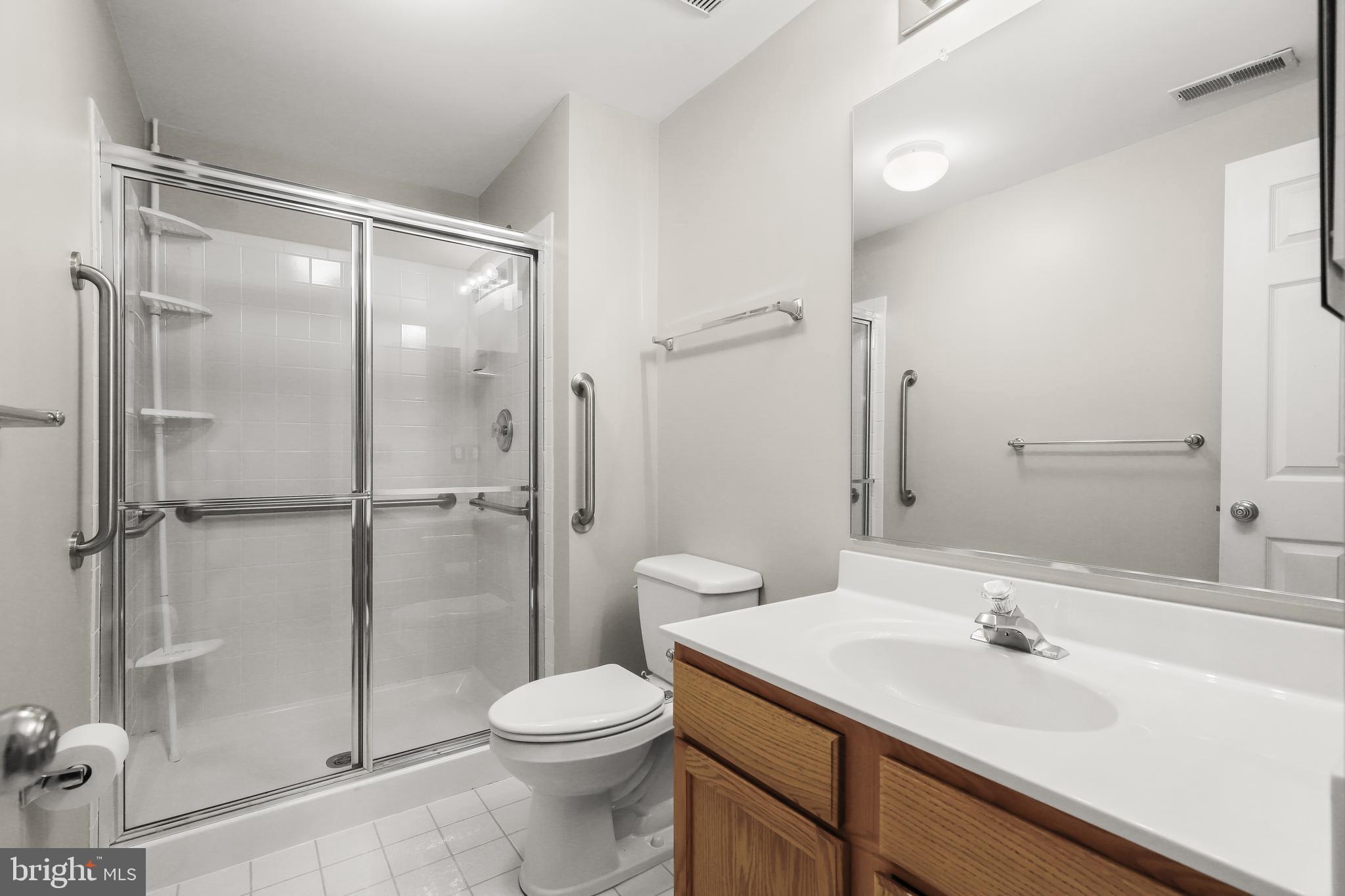 COLLEGE HILLS - Residential