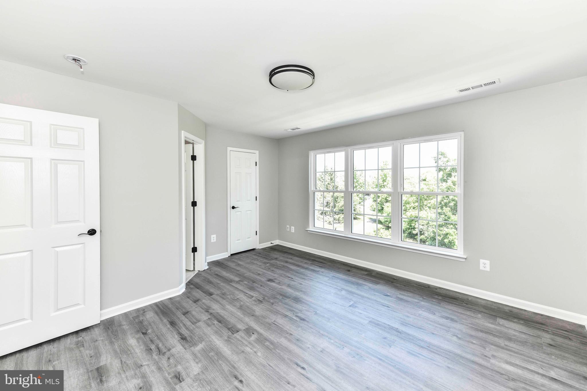 LANSDOWNE ON THE POTOMAC - Residential Lease