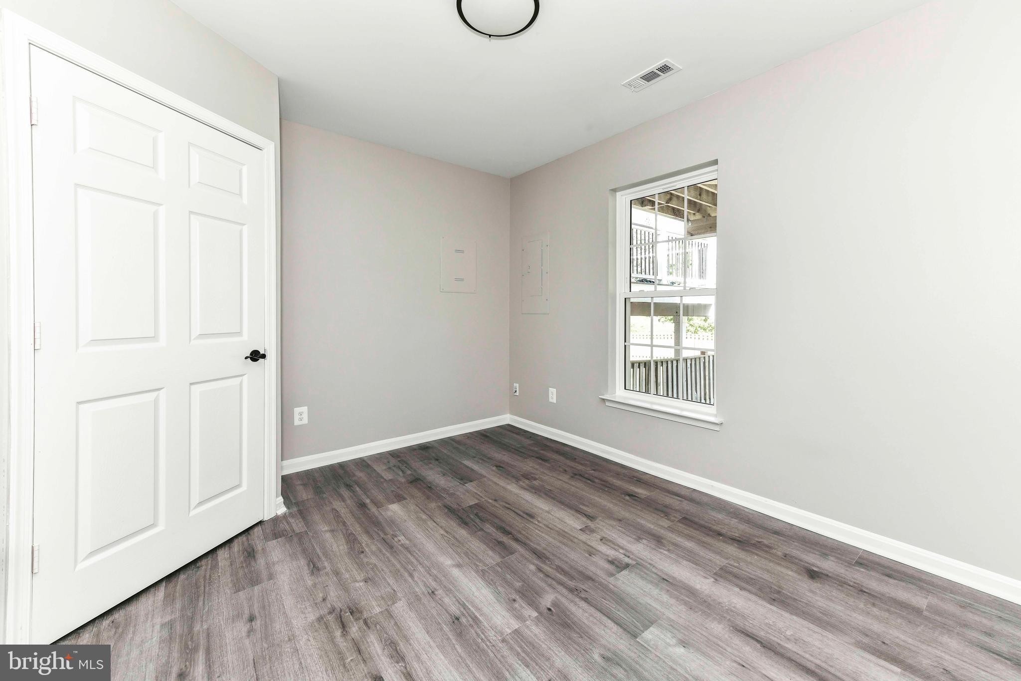 LANSDOWNE ON THE POTOMAC - Residential Lease