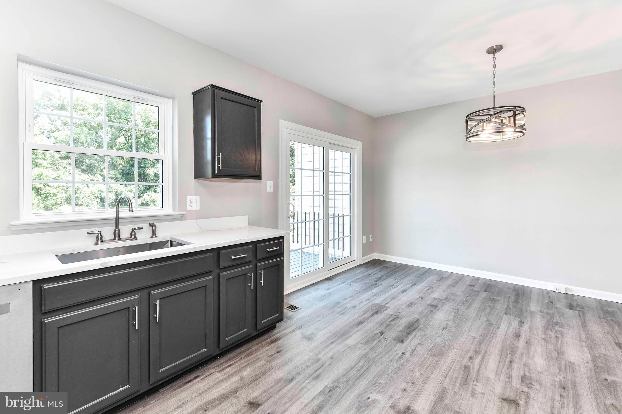 LANSDOWNE ON THE POTOMAC - Residential Lease