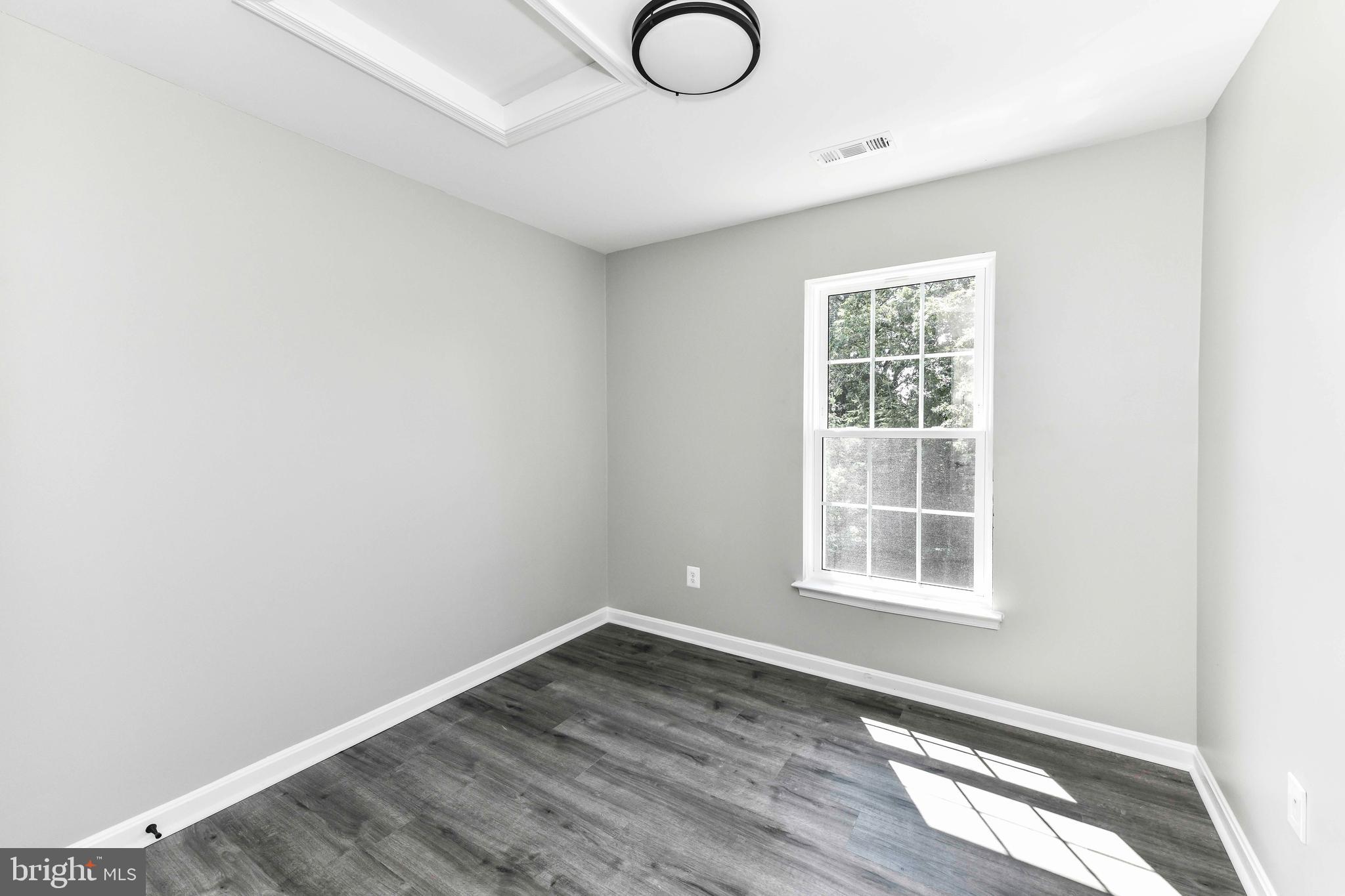 LANSDOWNE ON THE POTOMAC - Residential Lease