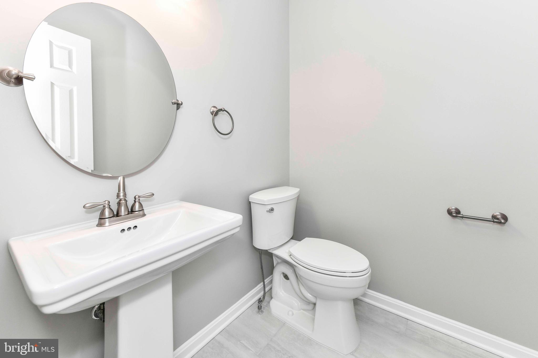 LANSDOWNE ON THE POTOMAC - Residential Lease