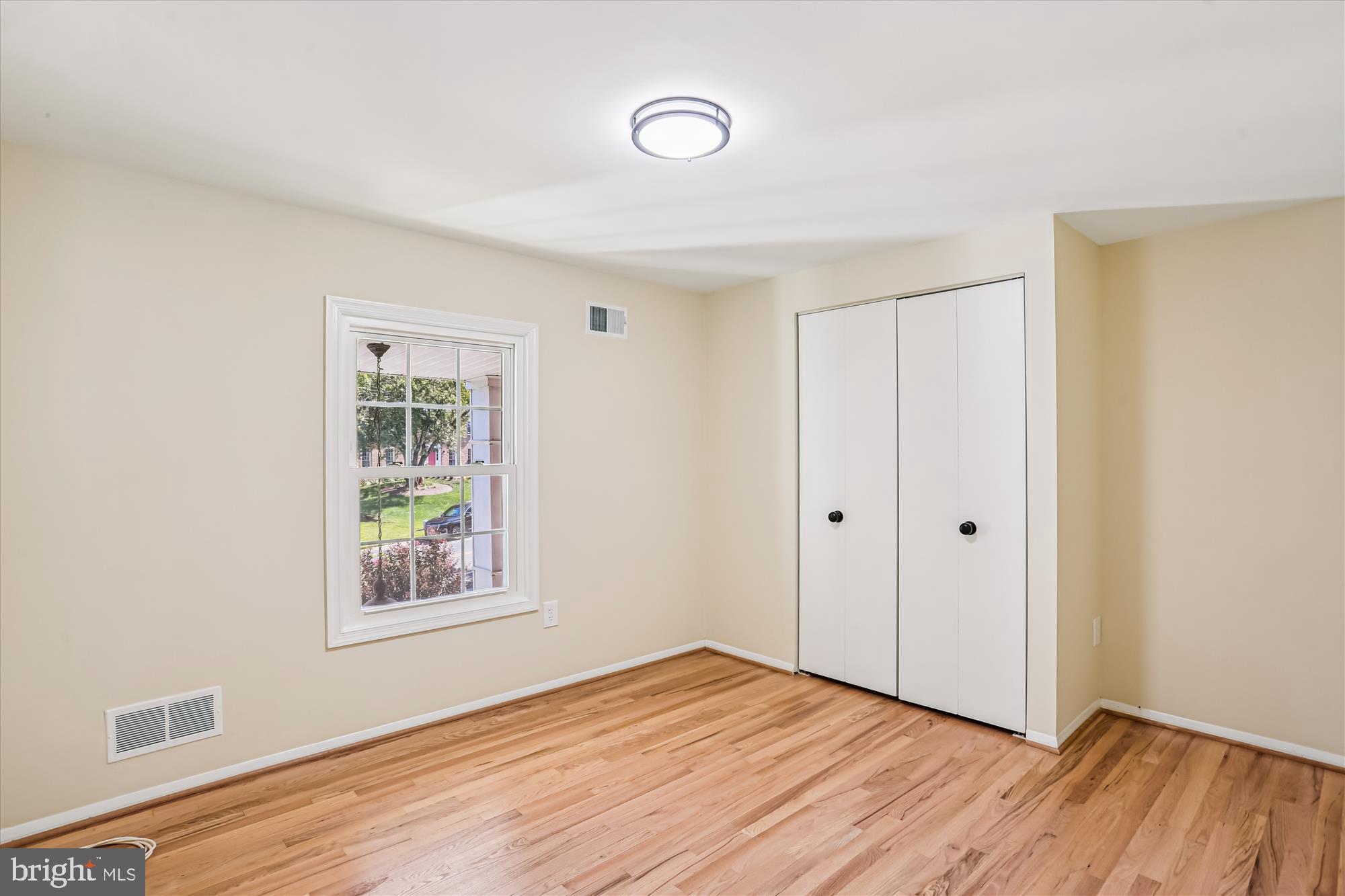 POTOMAC COMMONS - Residential