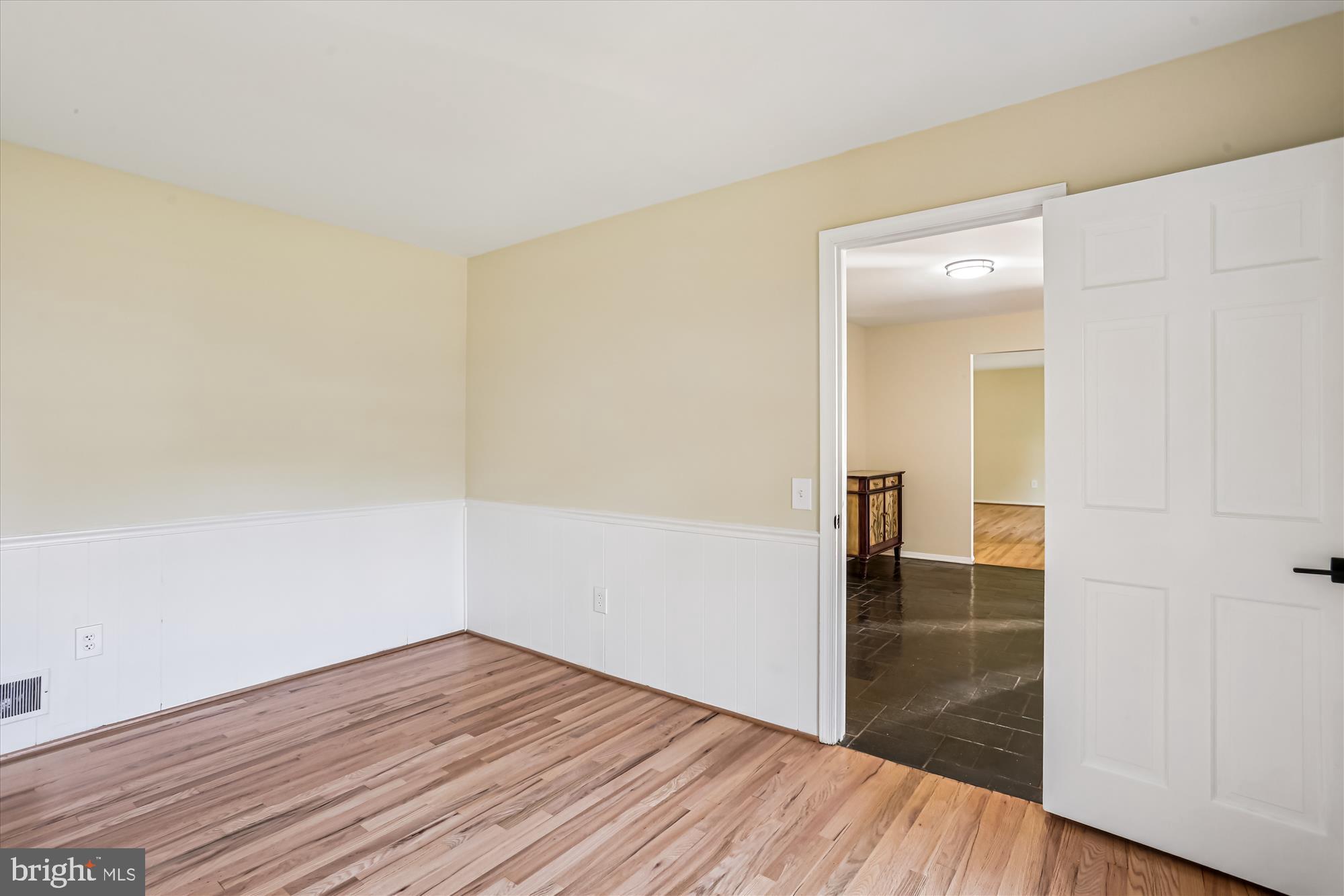 POTOMAC COMMONS - Residential