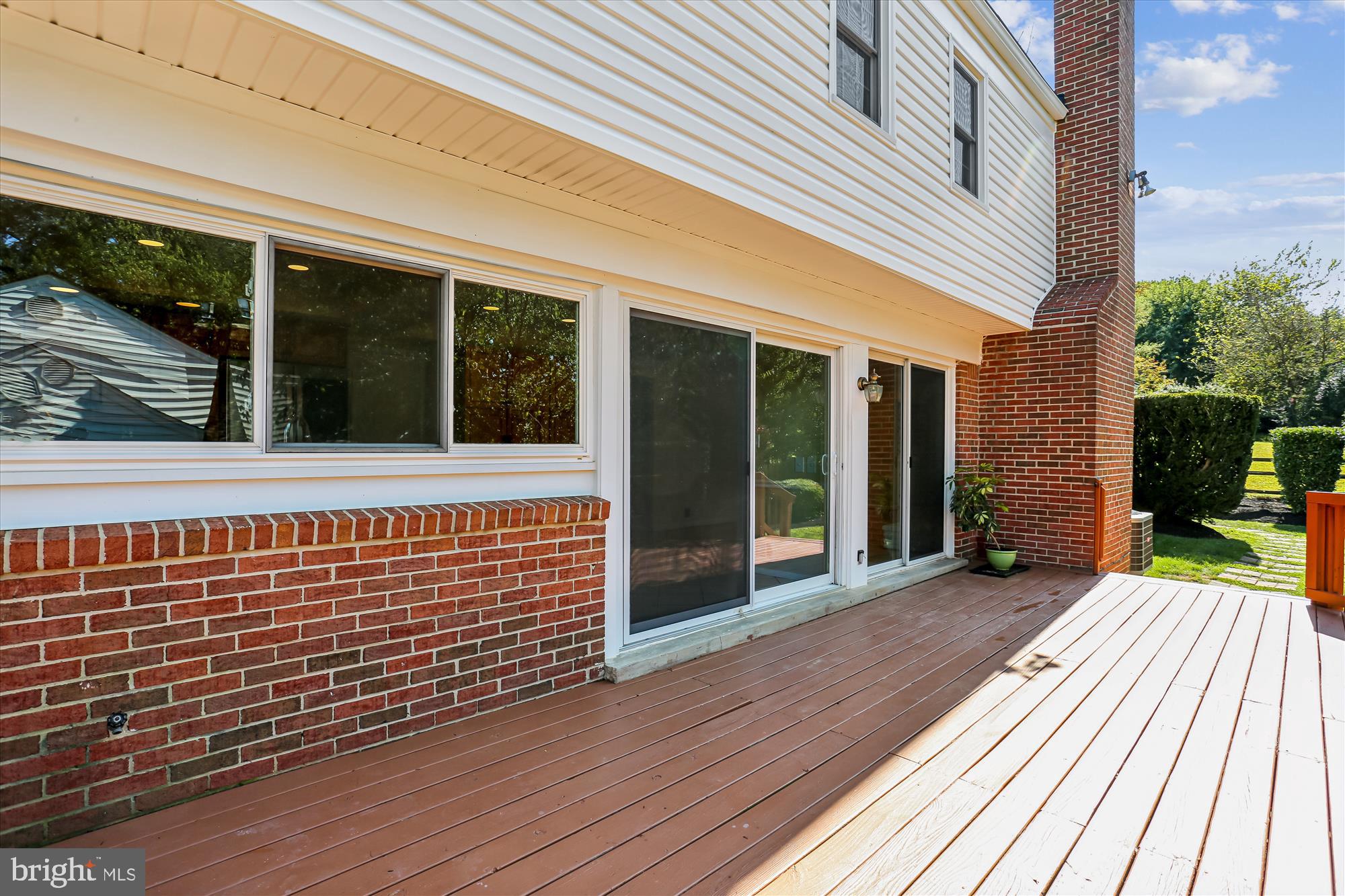 POTOMAC COMMONS - Residential