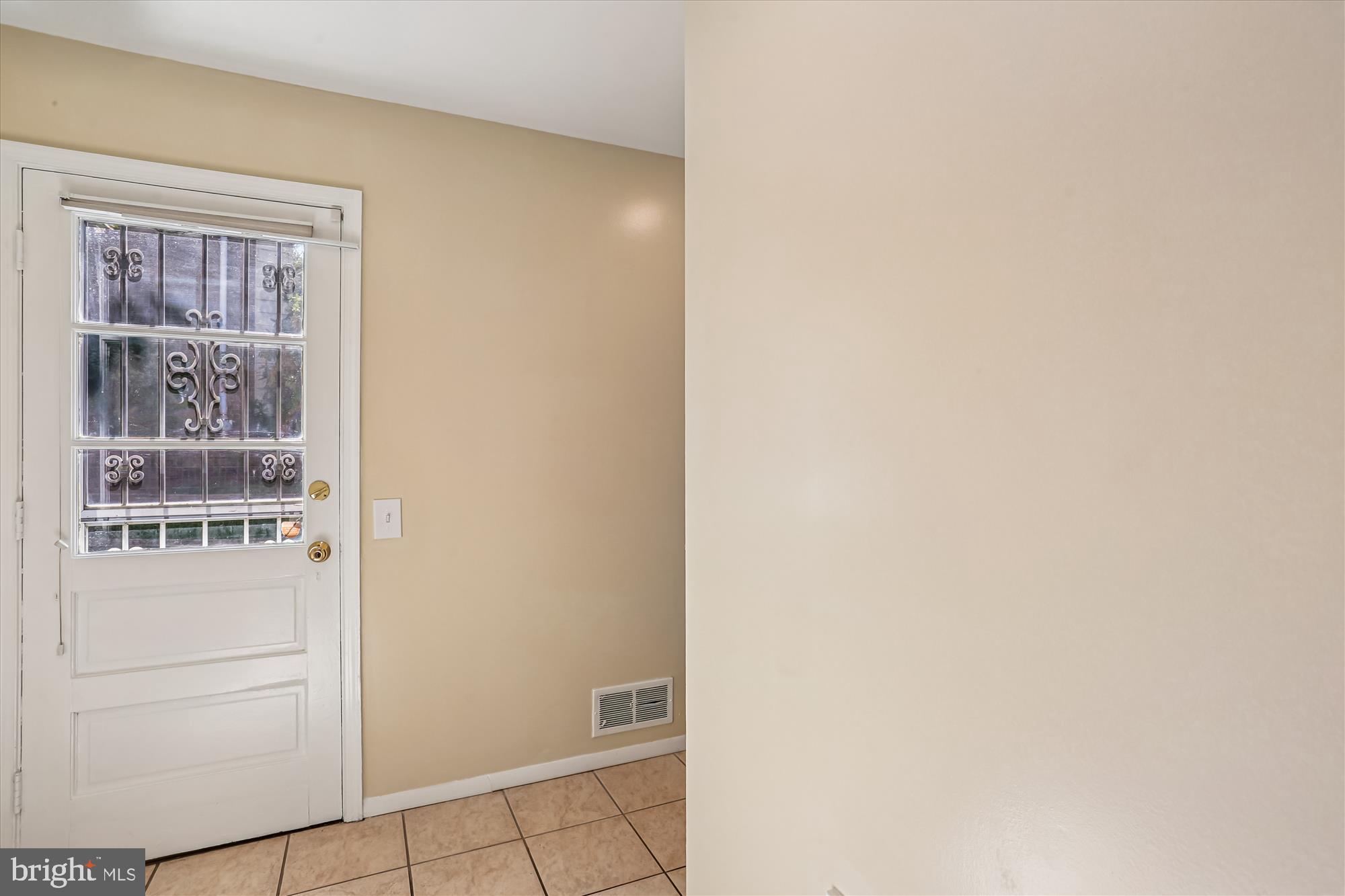 POTOMAC COMMONS - Residential