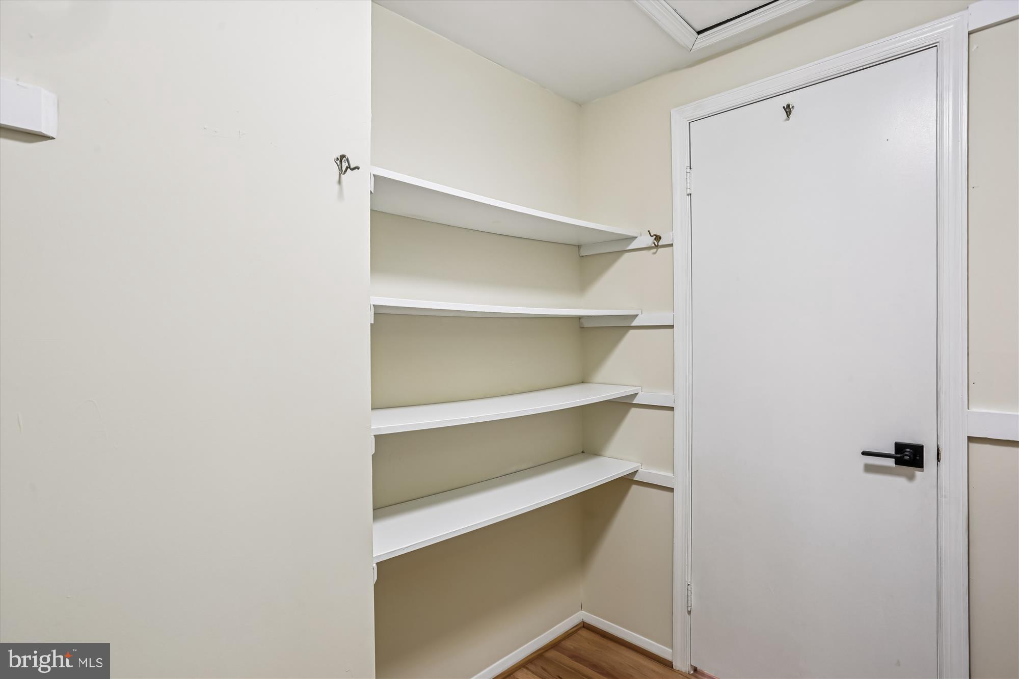 POTOMAC COMMONS - Residential