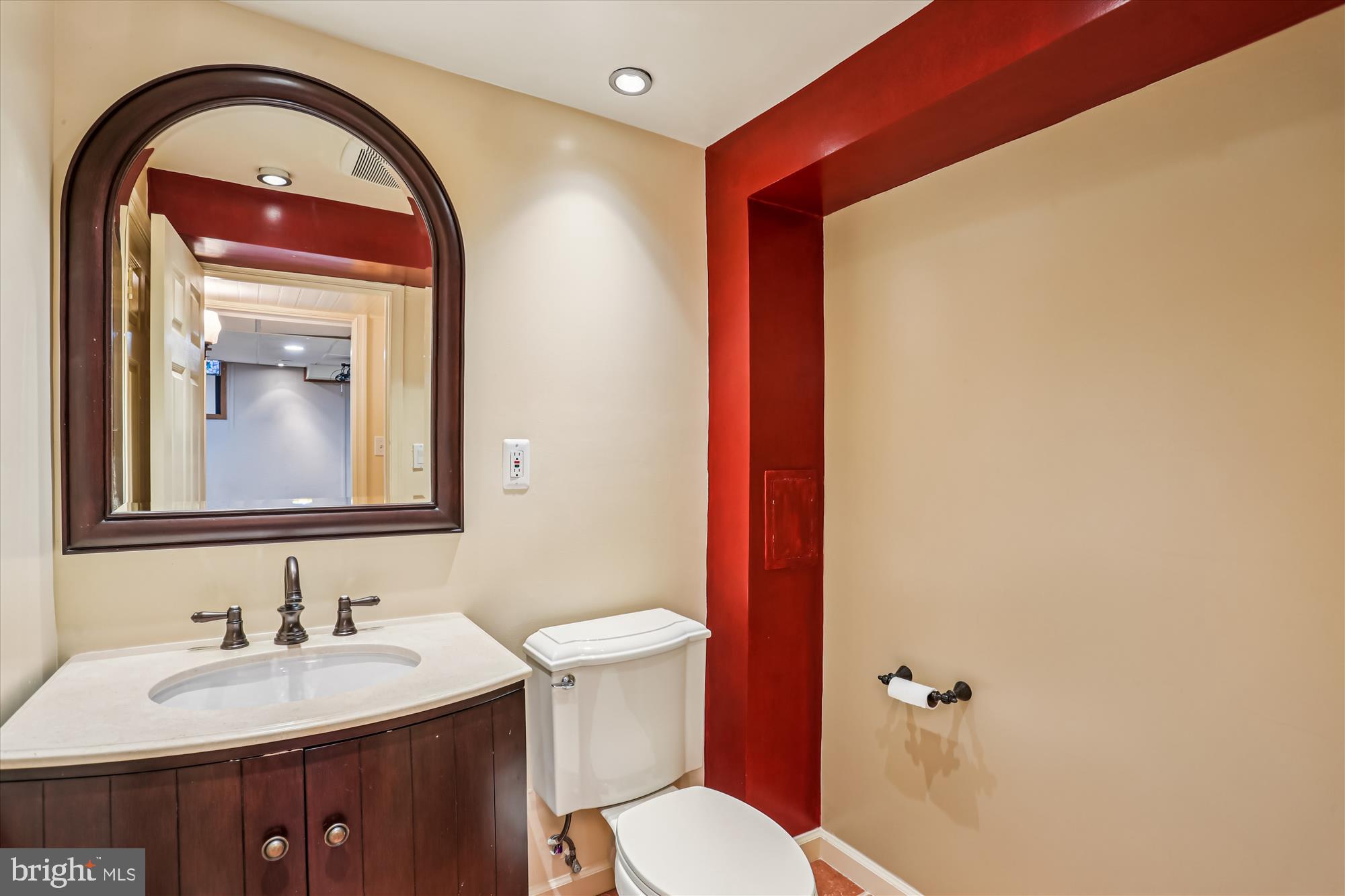 POTOMAC COMMONS - Residential